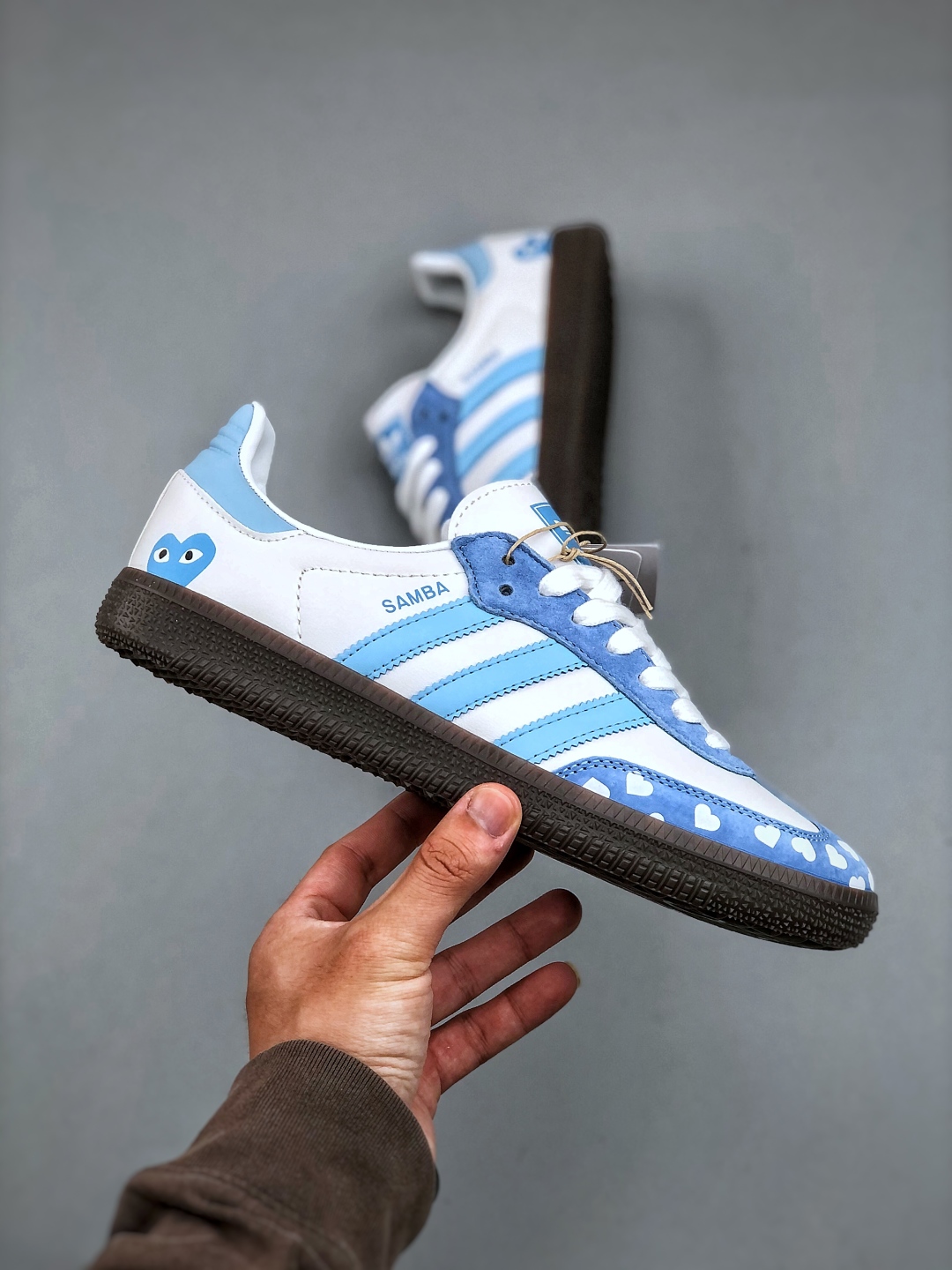 Adidas Originals Samba OG x Comme des Garcons White Blue Sneakers 5 cmp i1746822835053 1808 0 3