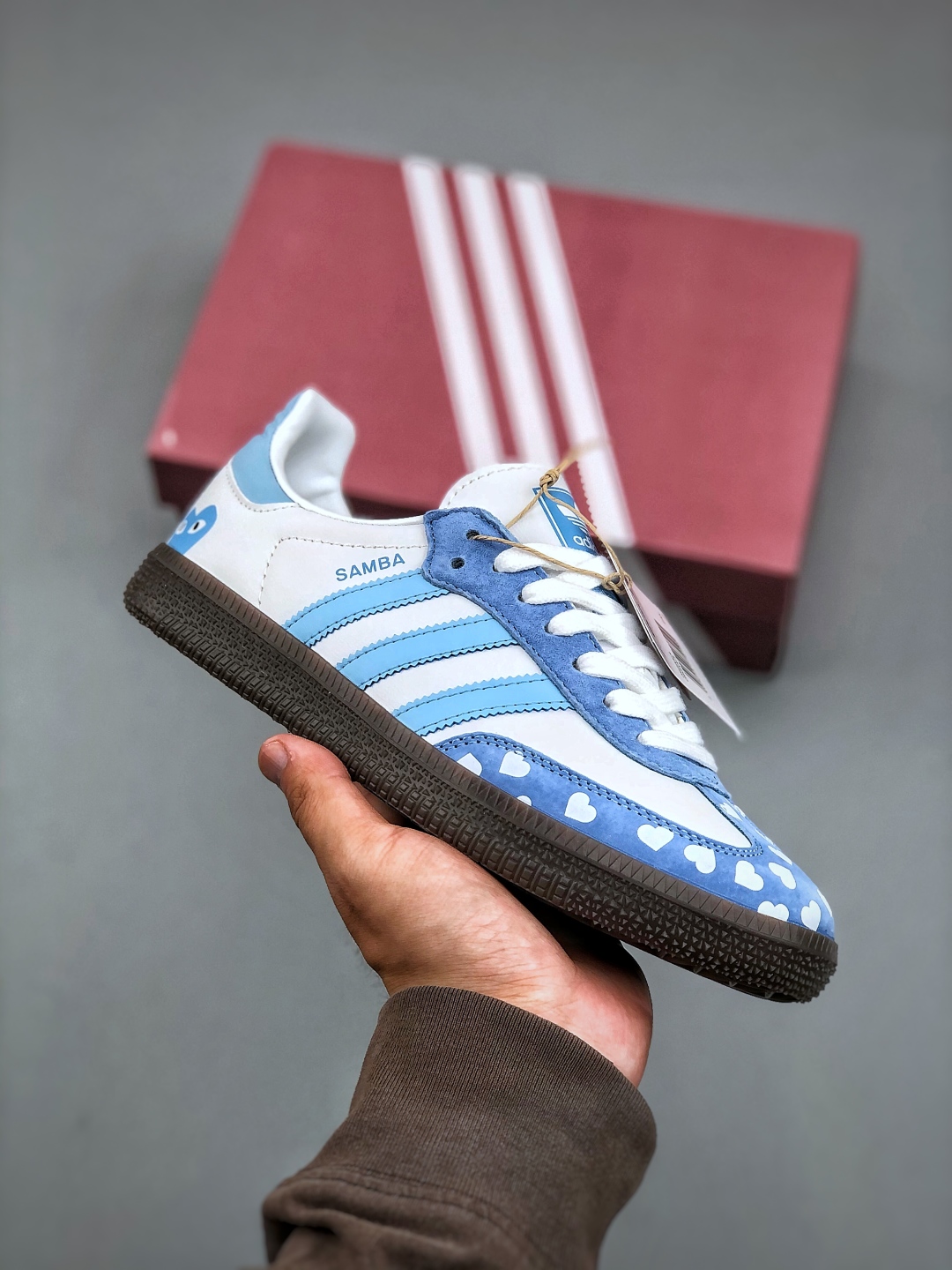 Adidas Originals Samba OG x Comme des Garcons White Blue Sneakers 2 cmp i1746822835056 1855 0 0