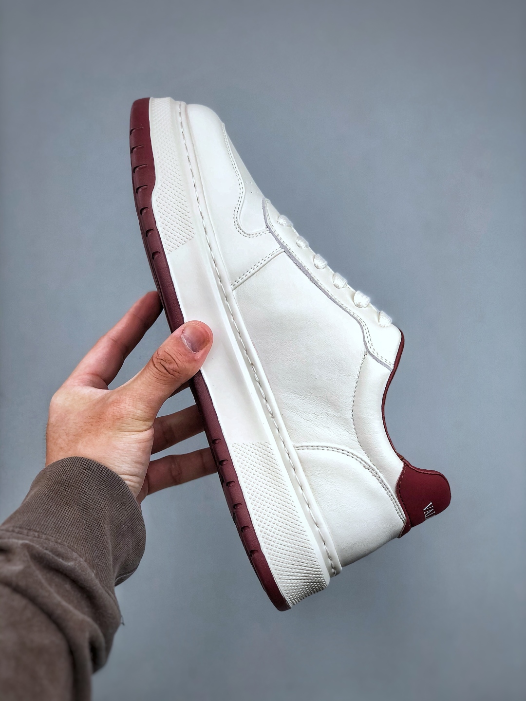 420 新货Valentino 华伦天奴 Rockstud untitled 厚底休闲铆钉小白鞋