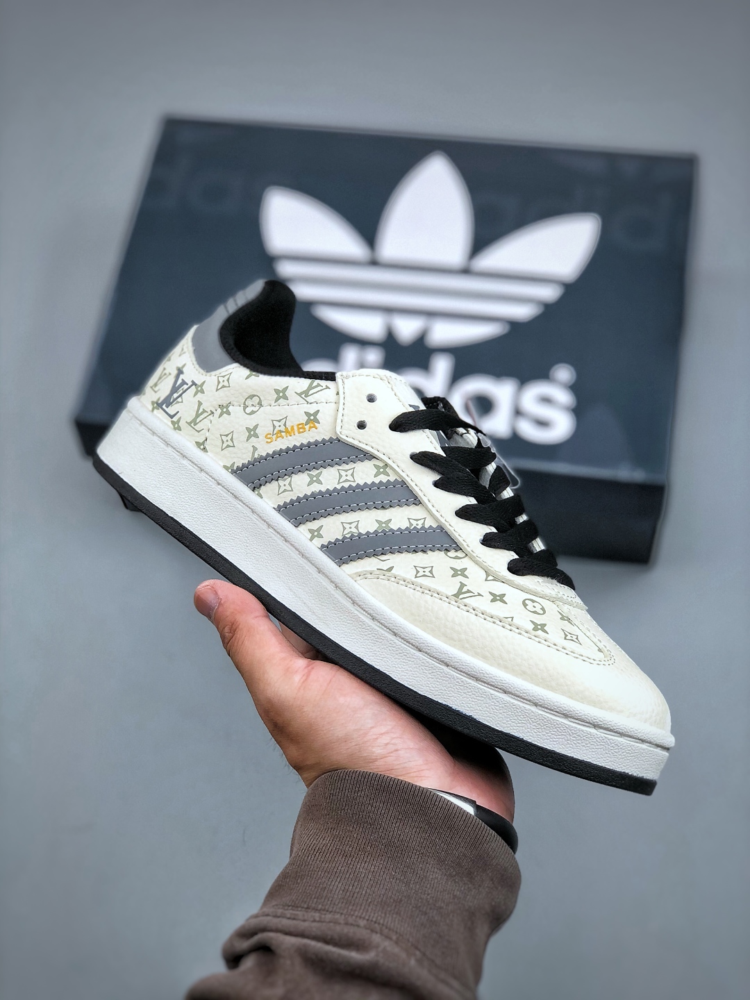 Adidas x Louis Vuitton Samba: Exclusive Designer Collaboration Sneakers 2 cmp i1746824047103 513 0 0