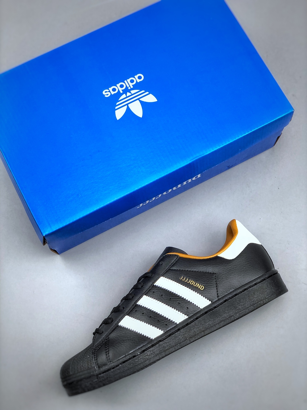 Adidas Superstar 82 MIG JJJJound Classic Shell Toe Low-Top Sneakers 4 cmp i1746824133913 800 0 2