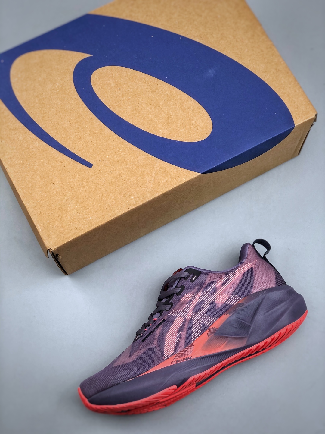 ASICS NOVABLAST 5 LE Lightweight Running Shoes - Style & Performance 4 cmp i1746824562308 3199 0 2