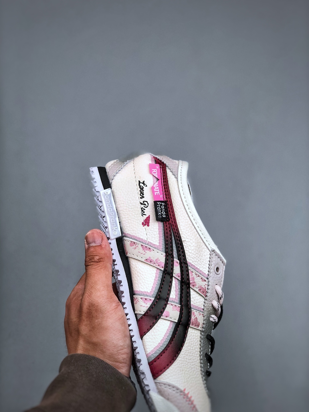 Onitsuka Tiger Mexico 66: Retro Style & Modern Comfort Sneakers 7 cmp i1746824804307 1052 0 5