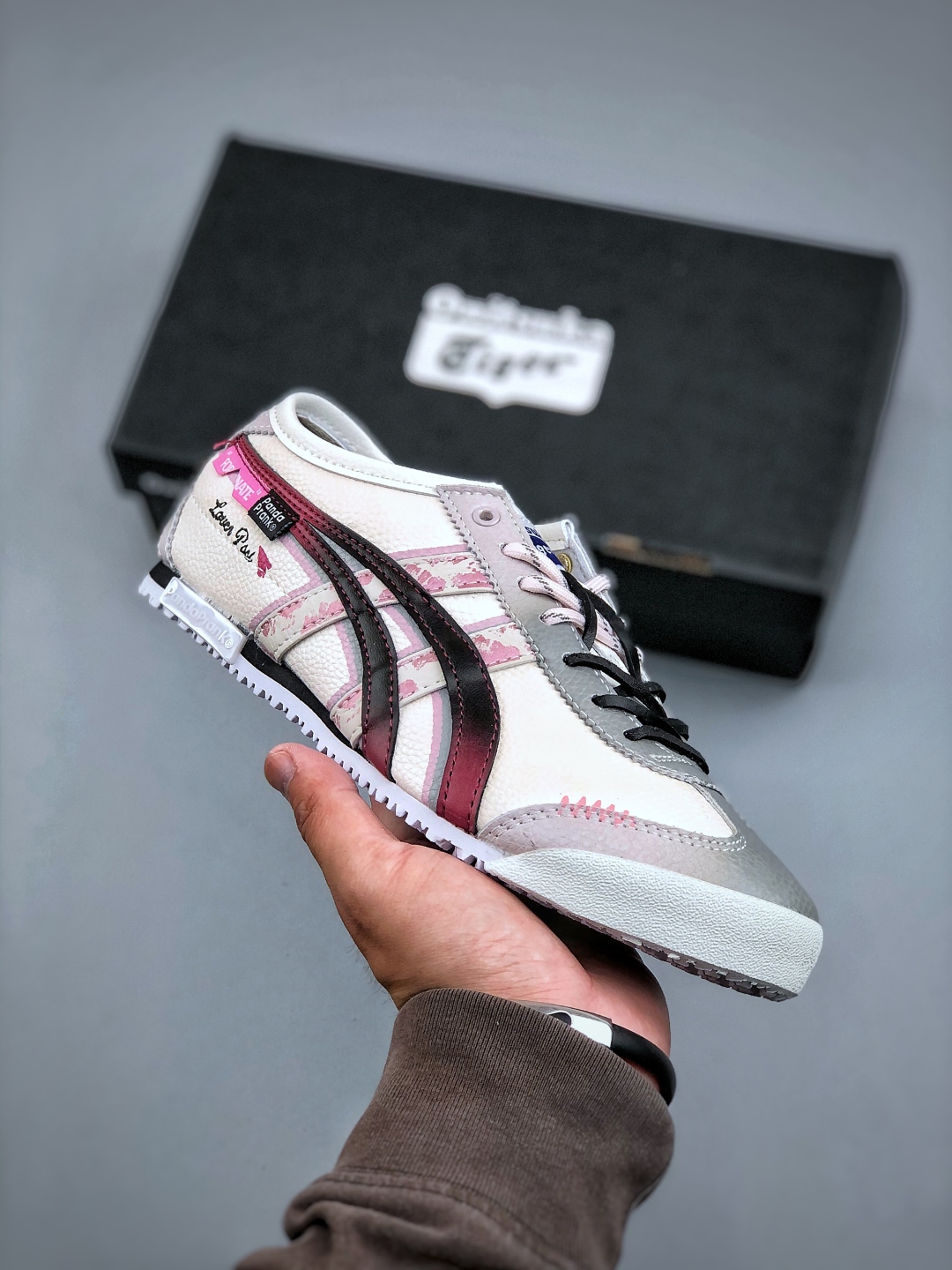 Onitsuka Tiger Mexico 66: Comfortable, Stylish, and Durable Casual Sneakers 2 cmp i1746824804307 3320 0 0