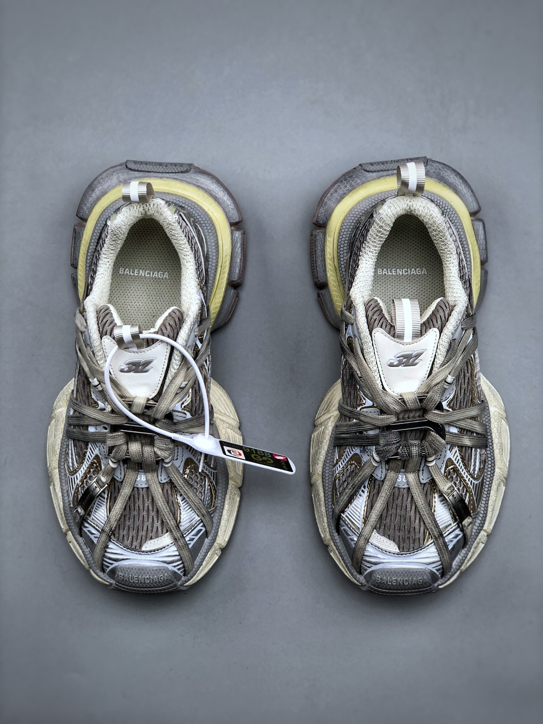 Balenciaga Phantom 3XL Sneakers - Metal Laces, New Design, Ultimate Comfort 6 cmp i1746825493978 5784 0 4