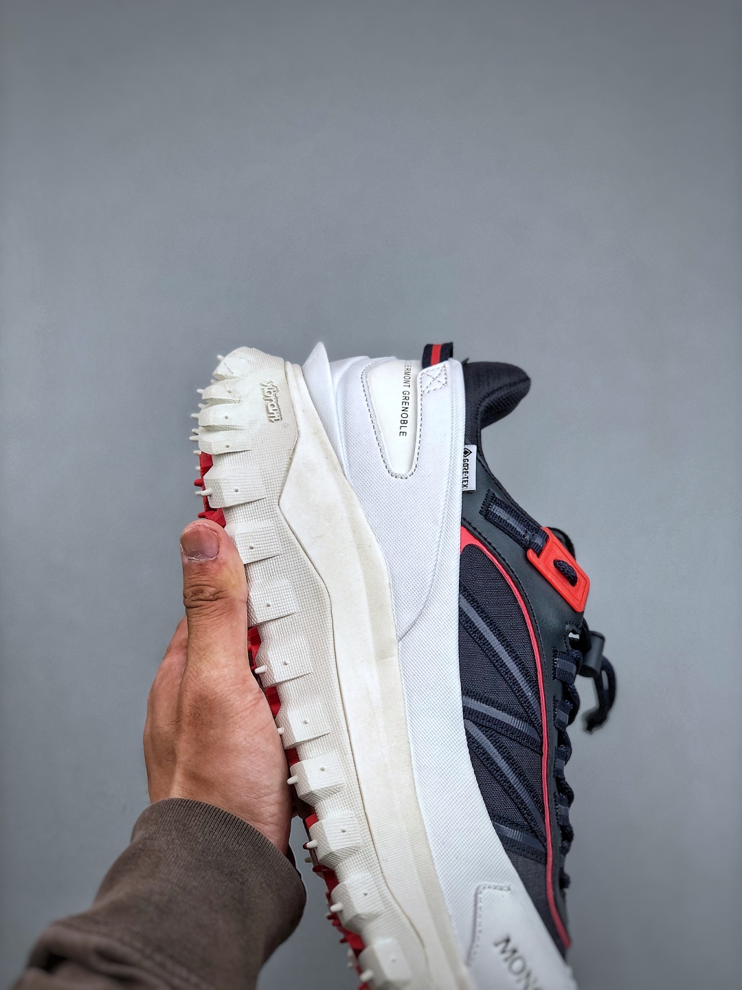 460 OK版本 Moncler 盟可睐/蒙口 Trailgrip GTX 抗撕裂材质山地户外鞋 M00150M6291