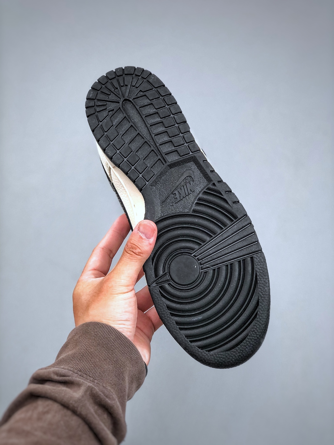 Nike Dunk Low Undefeated Custom Sneakers - Premium Leather, Perfect Detailing 9 cmp i1746825991392 9013 0 7