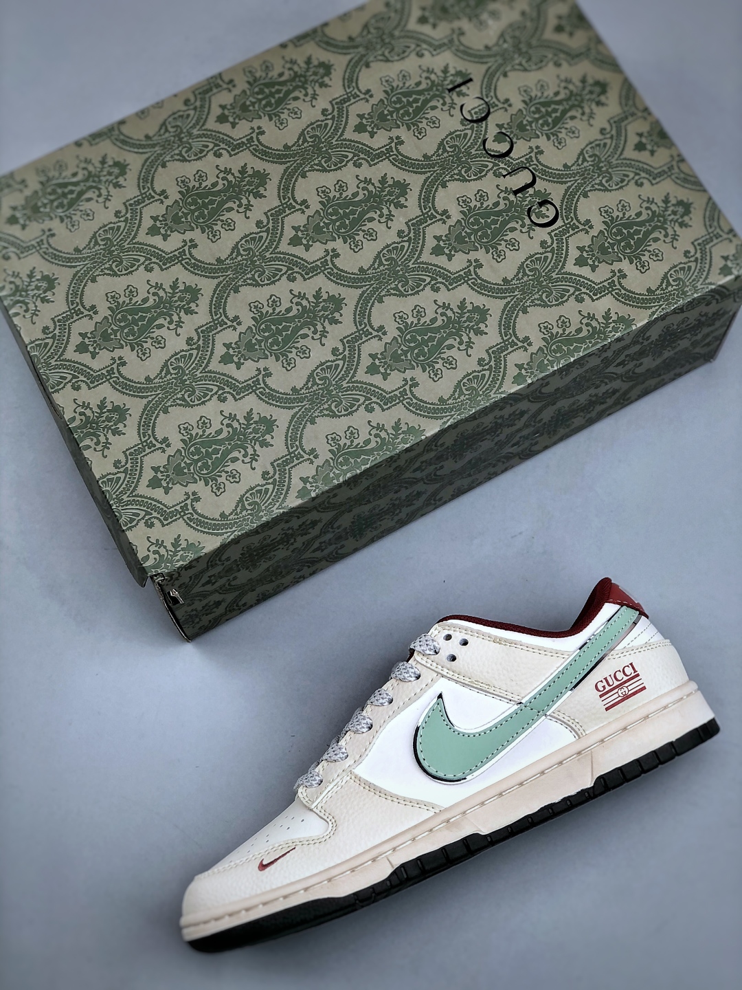 NK Dunk Low Gucci Custom Sneakers - Premium Leather, Exclusive Design 4 cmp i1746826090652 3795 0 2