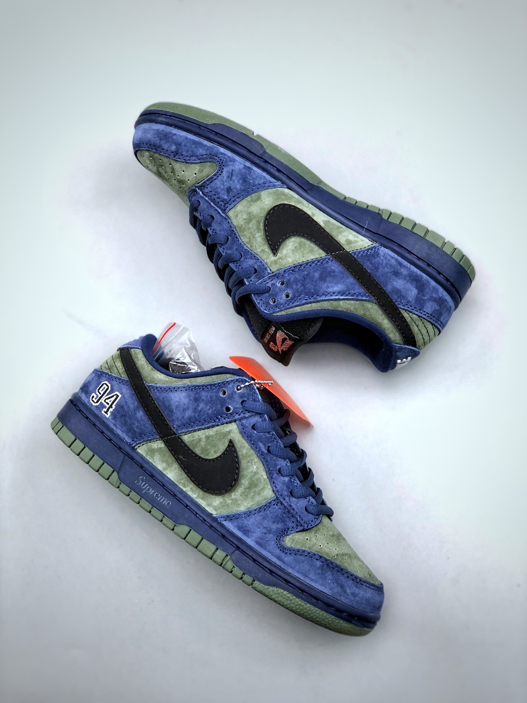 Supreme x Nike SB Dunk Low Ocean Fog Limited Edition Sneakers 10 cmp i1746826170124 5717 0 8