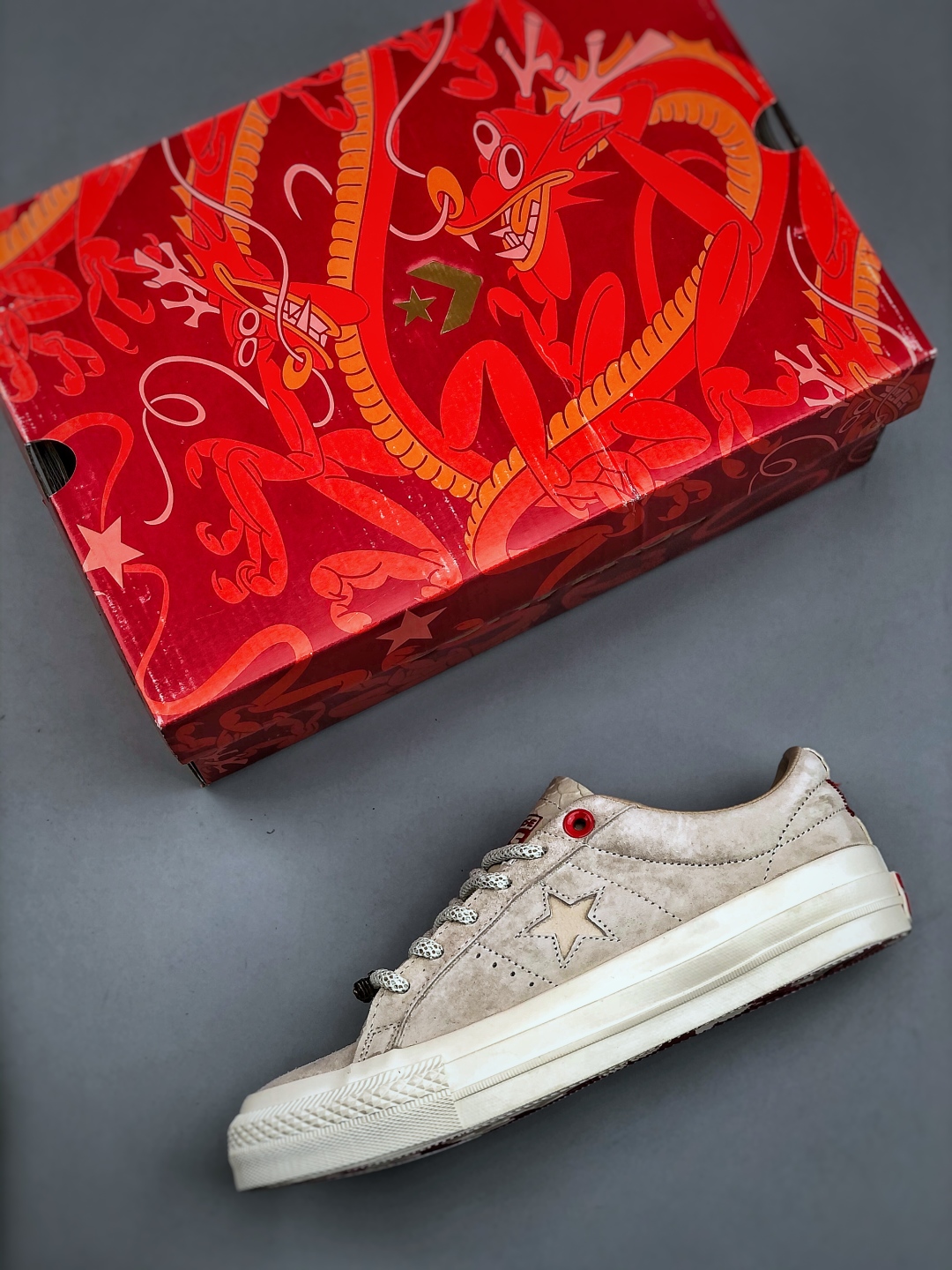 Converse One Star Pro Dragon Year Limited Edition Suede Skate Shoes 4 cmp i1746910117861 1012 0 2