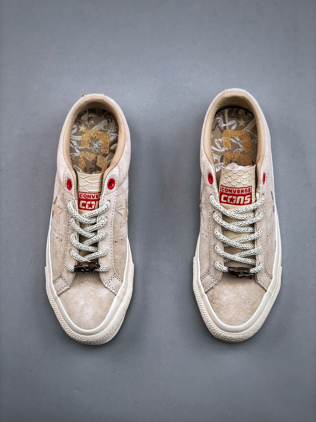 Converse One Star Pro Dragon Year Limited Edition Suede Skate Shoes 6 cmp i1746910117861 8767 0 4