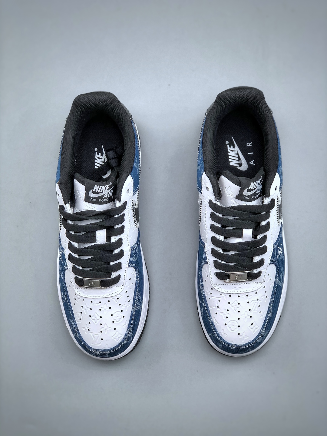 Air Force 1 '07 Low Louis Vuitton Collab Blue Denim Sneakers 6 cmp i1746910882920 3756 0 4