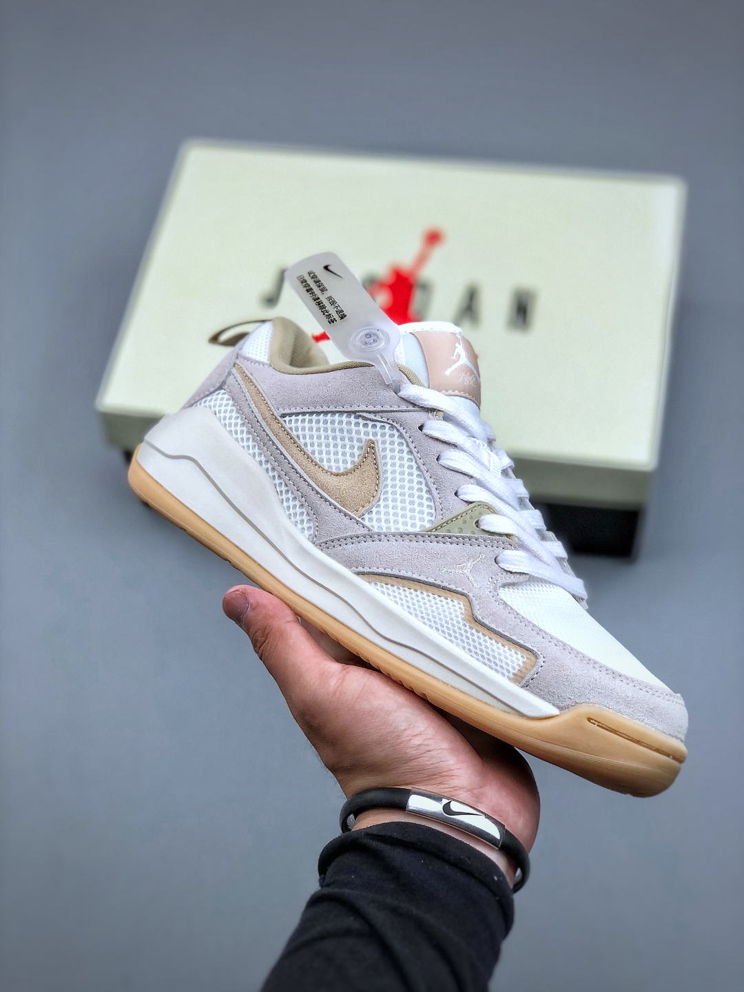 Air Jordan Cmft Era Retro Sneakers HJ6778-102 Comfortable Shoes 2 cmp i1746911407222 2261 0 0