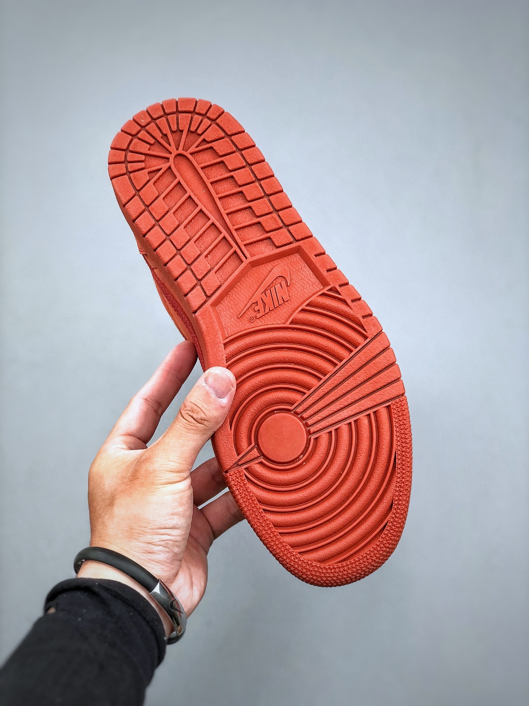 Travis Scott x Air Jordan 1 Low Red Sneakers, Premium Quality & Comfort 9 cmp i1746911498797 3776 0 7