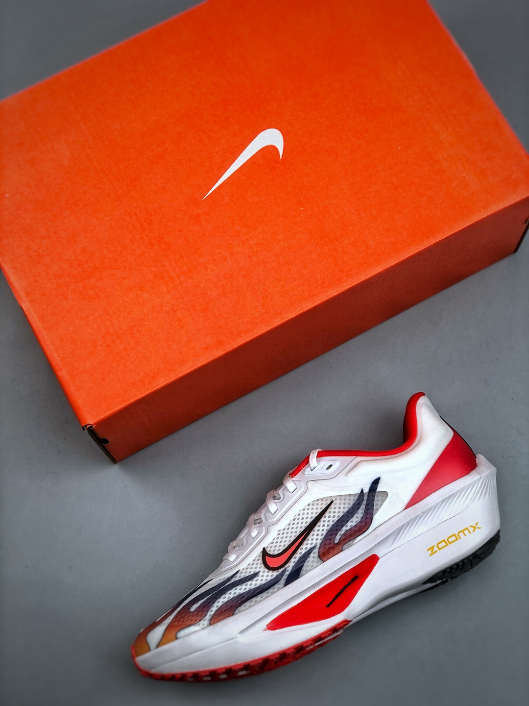 Nike ZoomX Invincible Run Flyknit: Lightweight, Cushioned Running Shoes 4 cmp i1746911702229 2313 0 2