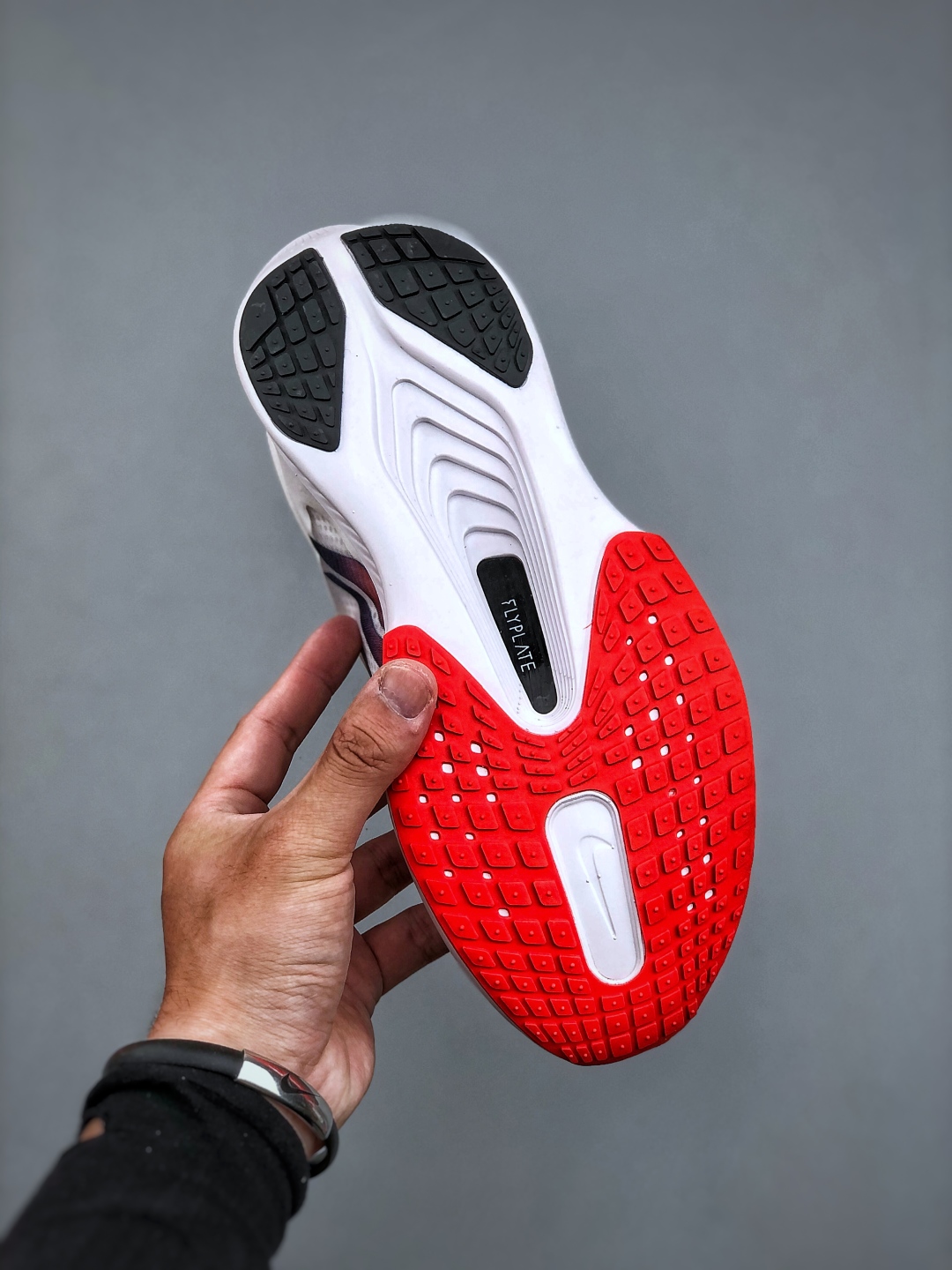 Nike ZoomX Invincible Run Flyknit: Lightweight, Cushioned Running Shoes 9 cmp i1746911703992 6571 0 7