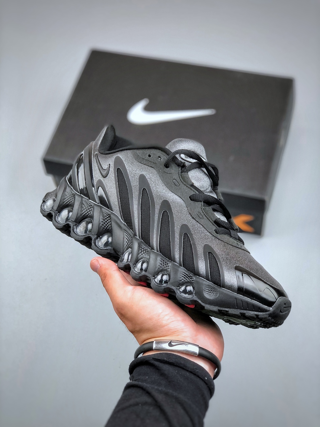 Nike Air Max DN8 Running Shoes - Comfortable, Durable, and Stylish for All 2 cmp i1746911807020 9637 0 0