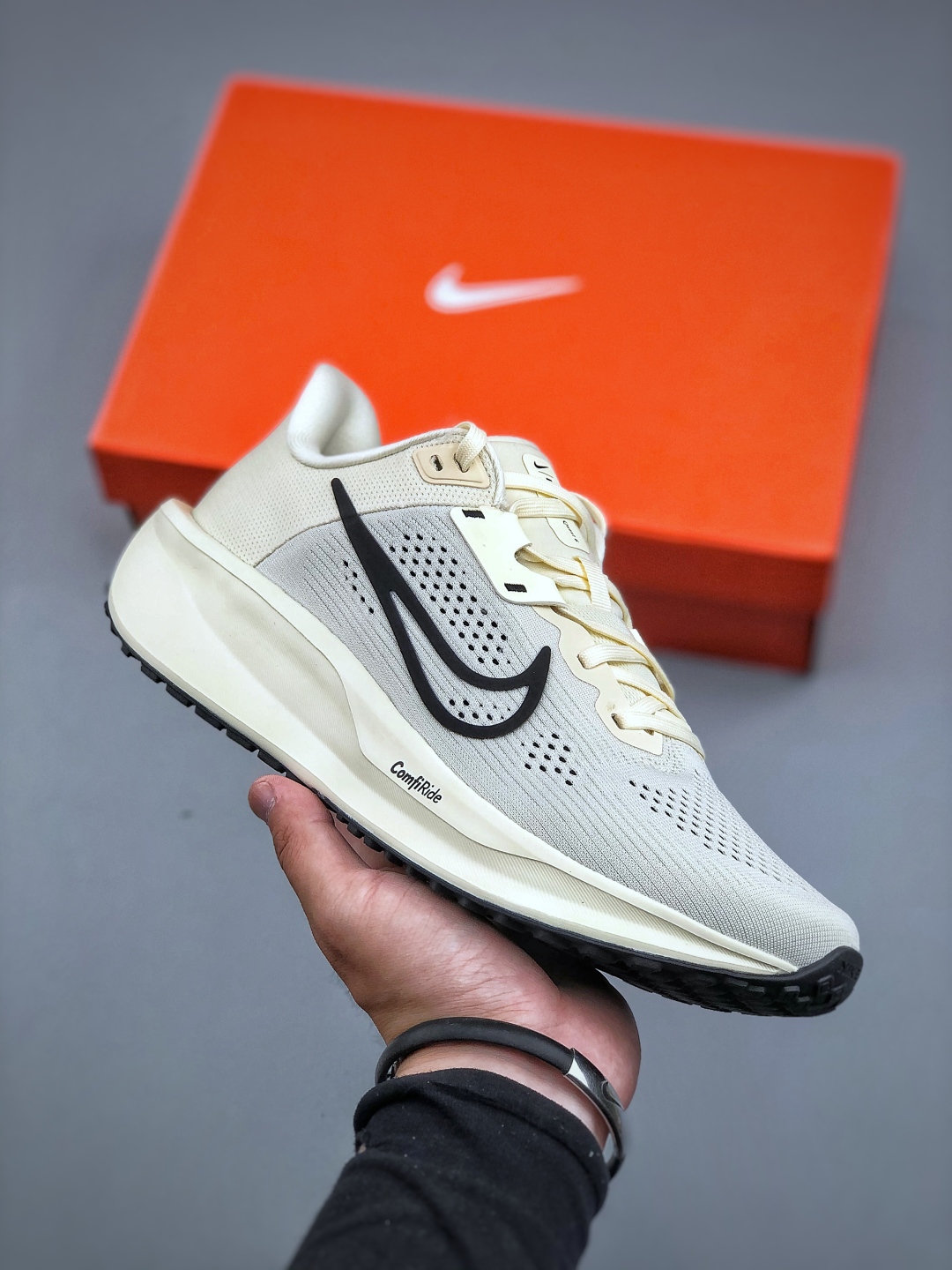 Nike Women's Quest 6 Running Shoes - Breathable Comfort and Stylish Design 2 cmp i1746911869591 8636 0 0