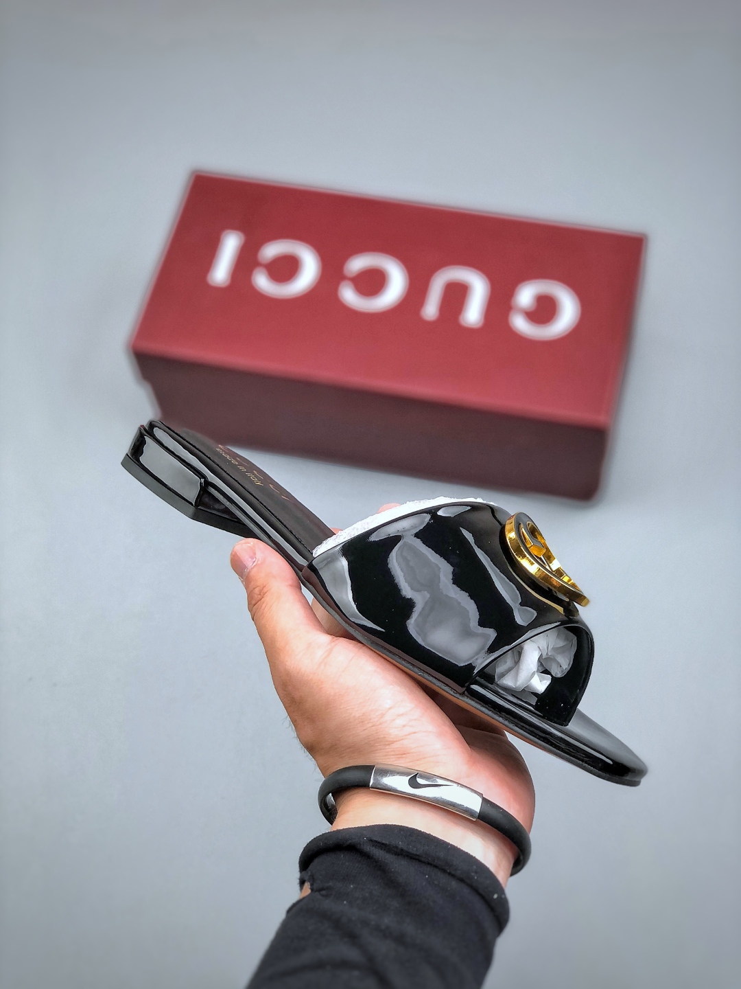 Gucci GG Flat Sandals - Classic, Comfortable, and Versatile Slides 3 cmp i1746911959933 533 0 0