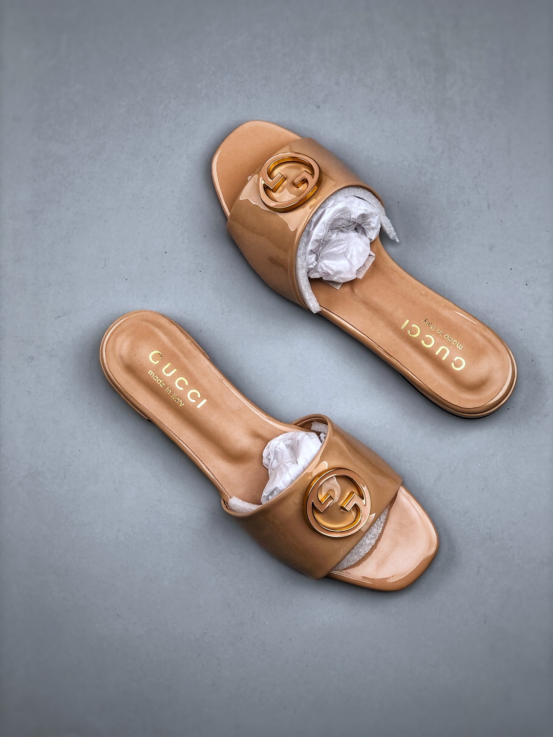 Gucci Women's Beige Leather Flat Slide Sandal with Double G Hardware 10 cmp i1746911970816 1479 0 8