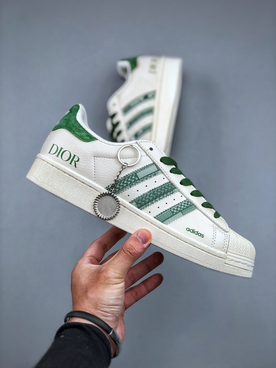 Adidas Originals Superstar Dior Collab White Green Classic Shell Toe Sneakers 5 cmp i1746912206412 7246 0 3