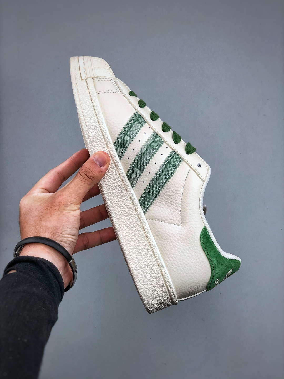 Adidas Originals Superstar Dior Collab White Green Classic Shell Toe Sneakers 3 cmp i1746912206529 7606 0 1