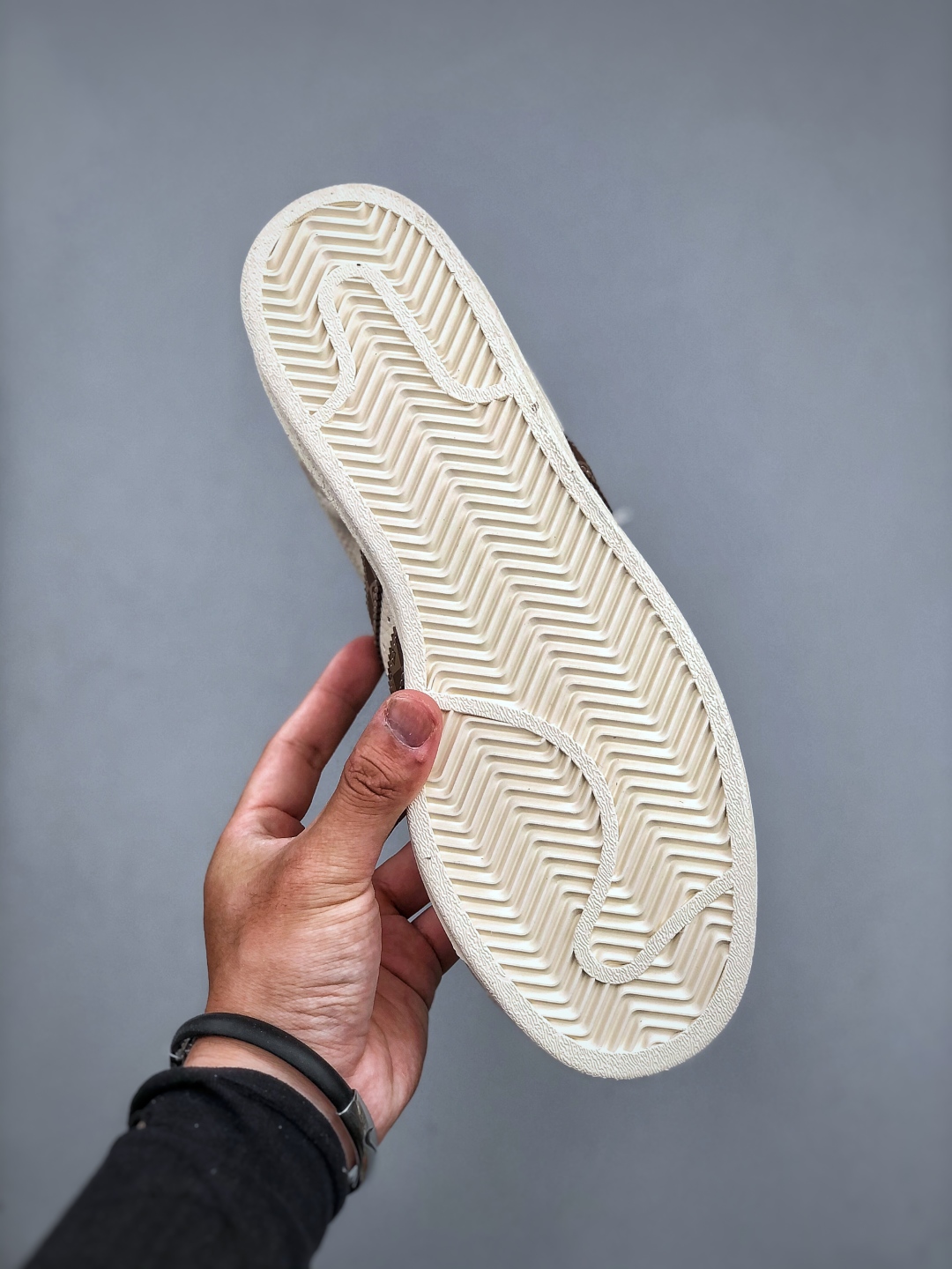 Adidas Originals Superstar x Louis Vuitton Cream/Brown Sneakers 9 cmp i1746912219025 5160 0 7