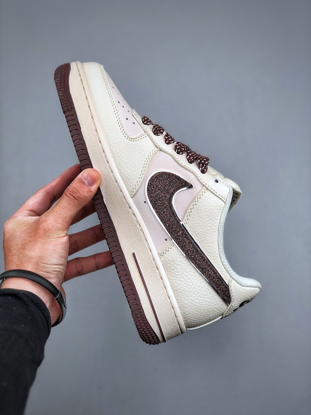 Nike Air Force 1 Low '07 x Gucci White Brown - Low-Top Sneaker 3 cmp i1746912271563 9464 0 1