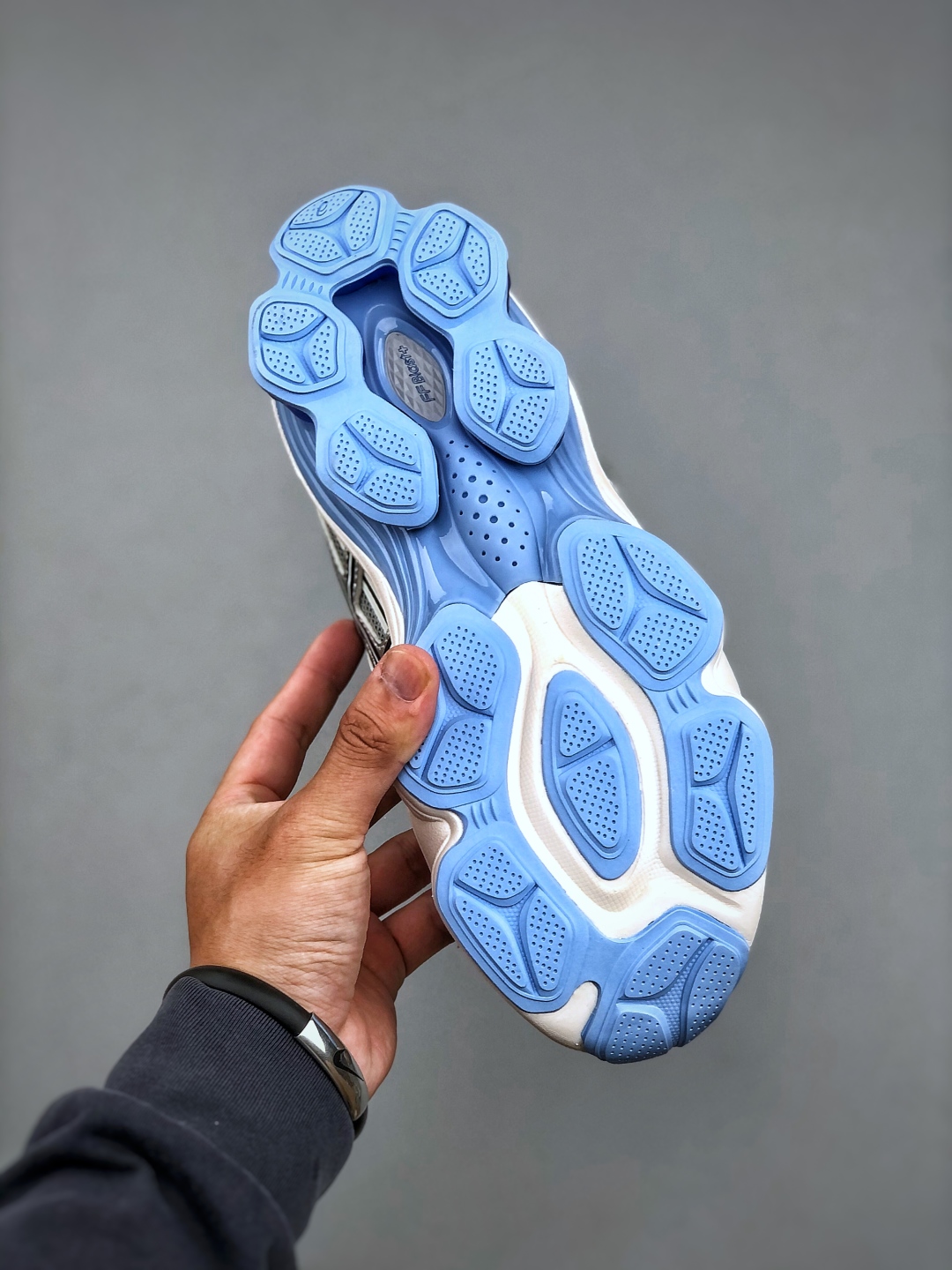 Asics Gel-Kinetic Fluent Running Shoes - Breathable, Cushioned, and Stylish 9 cmp i1746989178522 3414 0 7