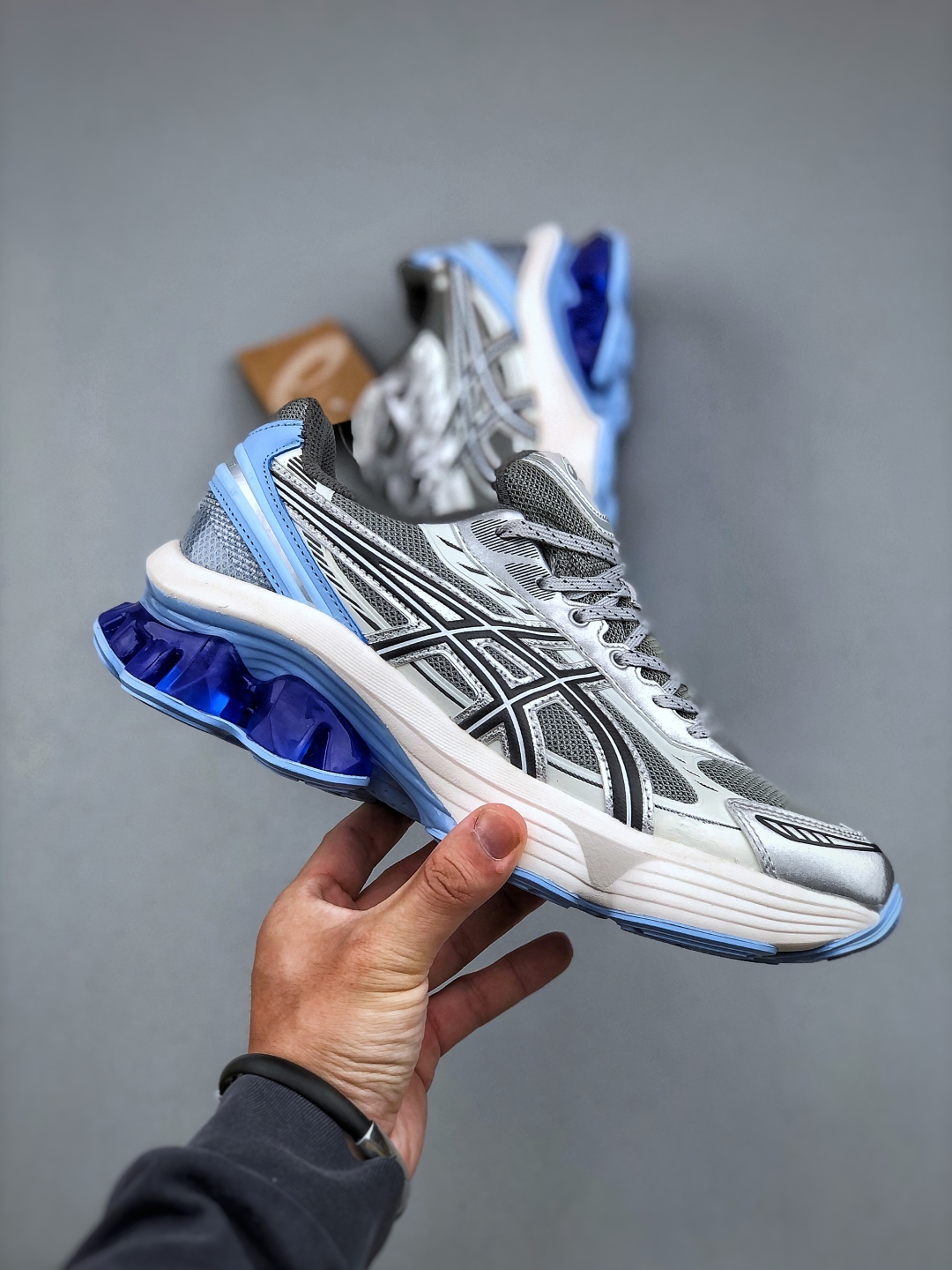 Asics Gel-Kinetic Fluent Running Shoes - Breathable, Cushioned, and Stylish 5 cmp i1746989178524 9942 0 3
