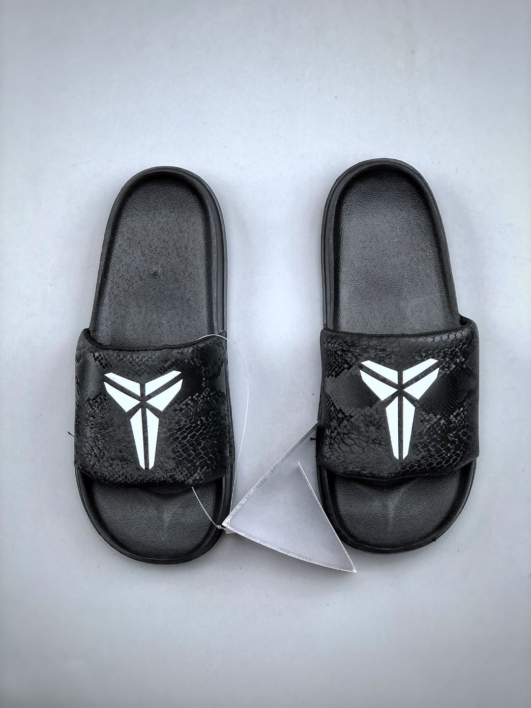 Nike Kobe Offcourt Slide - Hyper Royal - Comfortable & Stylish 7 cmp i1746992032160 9390 0 5