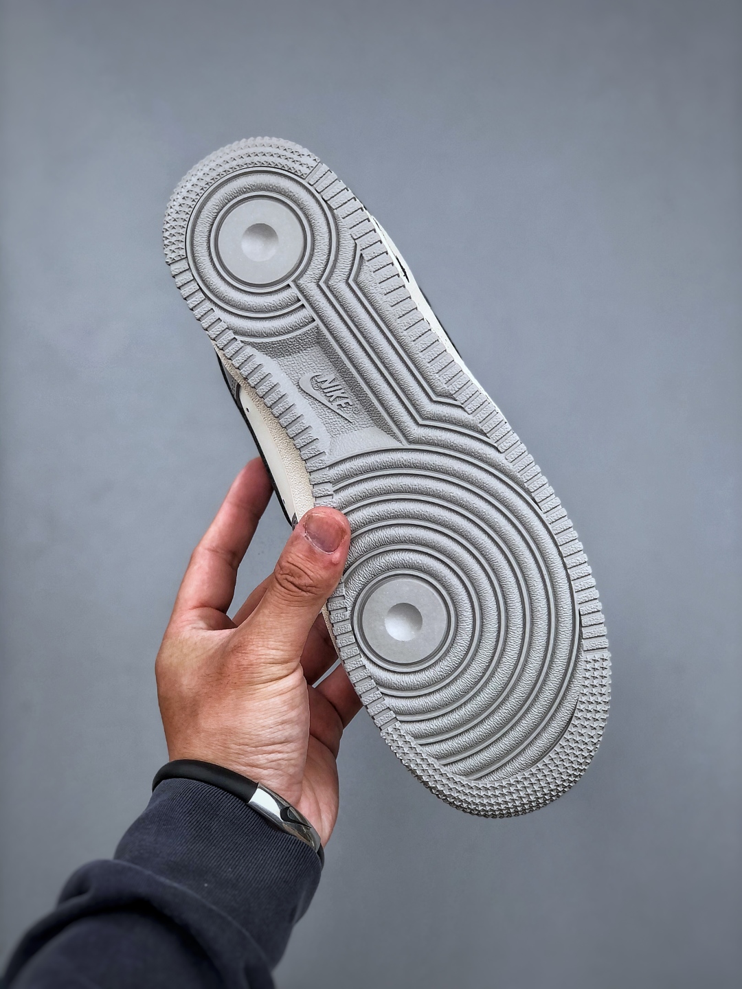 Nike Air Force 1'07 Low 'Quit Smoking' Custom Sneakers - DO7471-991 9 cmp i1746993224273 4954 0 7