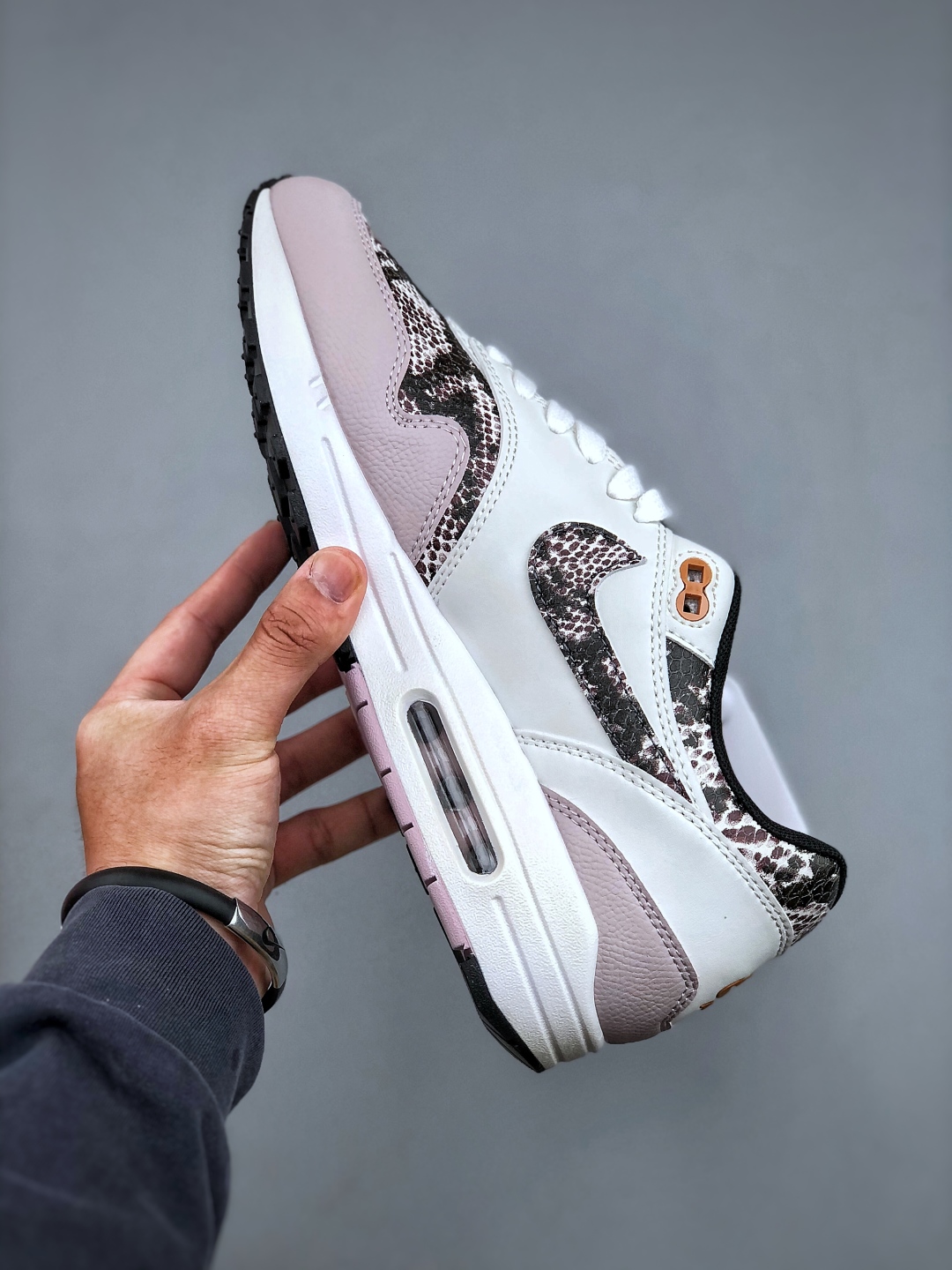 Nike Air Max 1 HF5338-100 Retro Running Shoes - Half Palm Cushion 3 cmp i1746994355595 2765 0 1