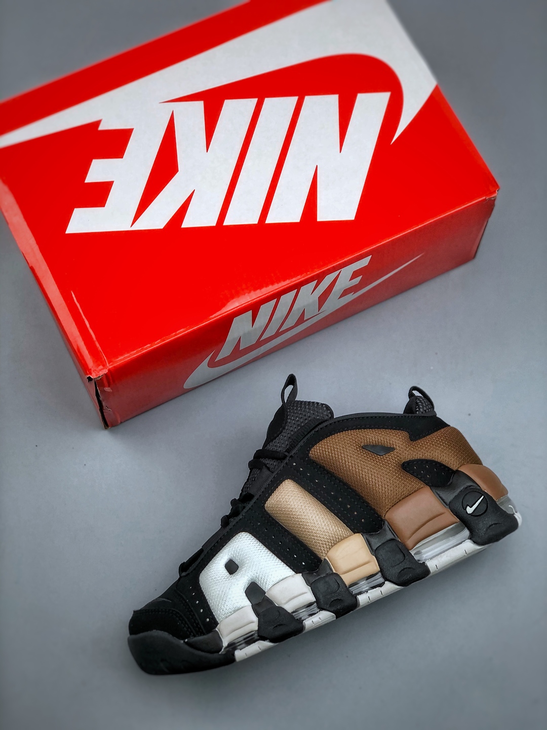 Nike Air More Uptempo Low Basketball Shoes - Classic Style & Comfort 4 cmp i1746994485237 9239 0 2