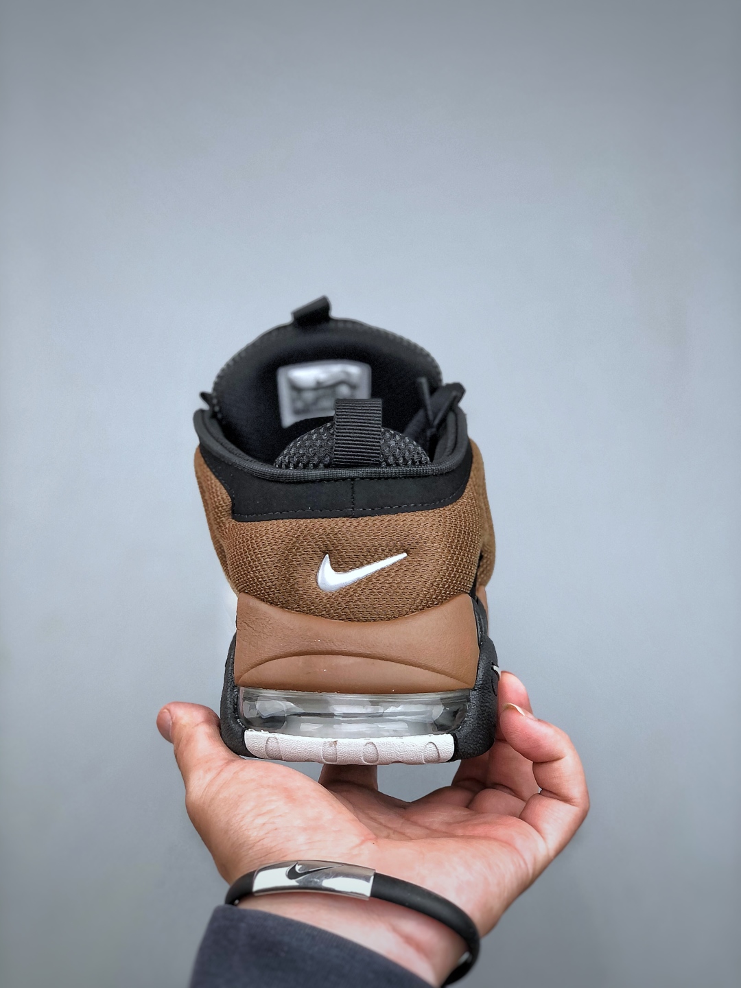 Nike Air More Uptempo Low Basketball Shoes - Classic Style & Comfort 8 cmp i1746994486831 8809 0 6