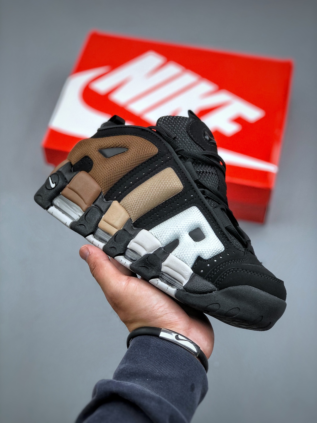 Nike Air More Uptempo Low Basketball Shoes - Classic Style & Comfort 2 cmp i1746994486840 4854 0 0
