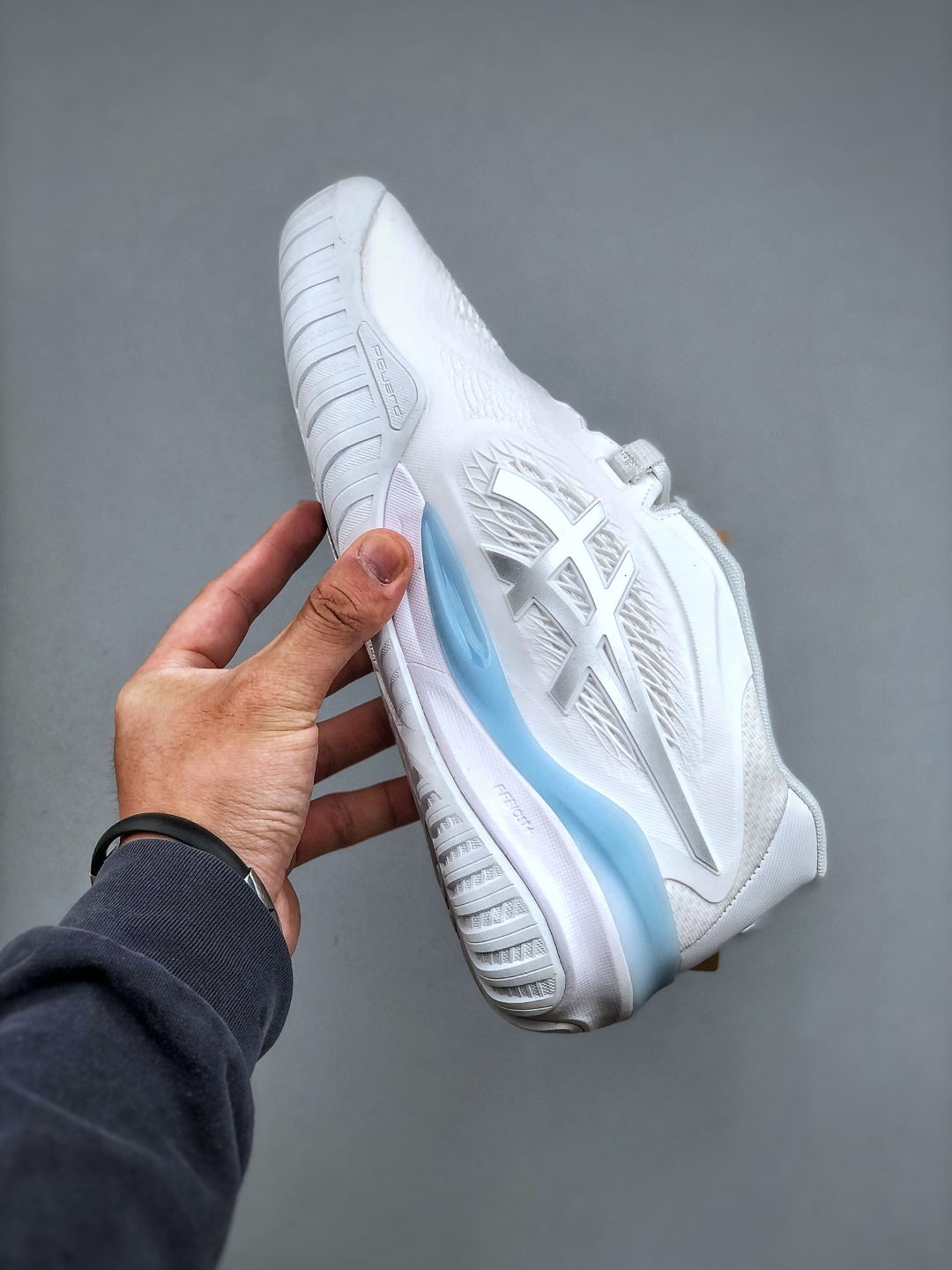 Asics GEL-Resolution X White/Blue Tennis Shoe: Comfort, Stability, and Style 3 cmp i1746994654809 7211 0 1