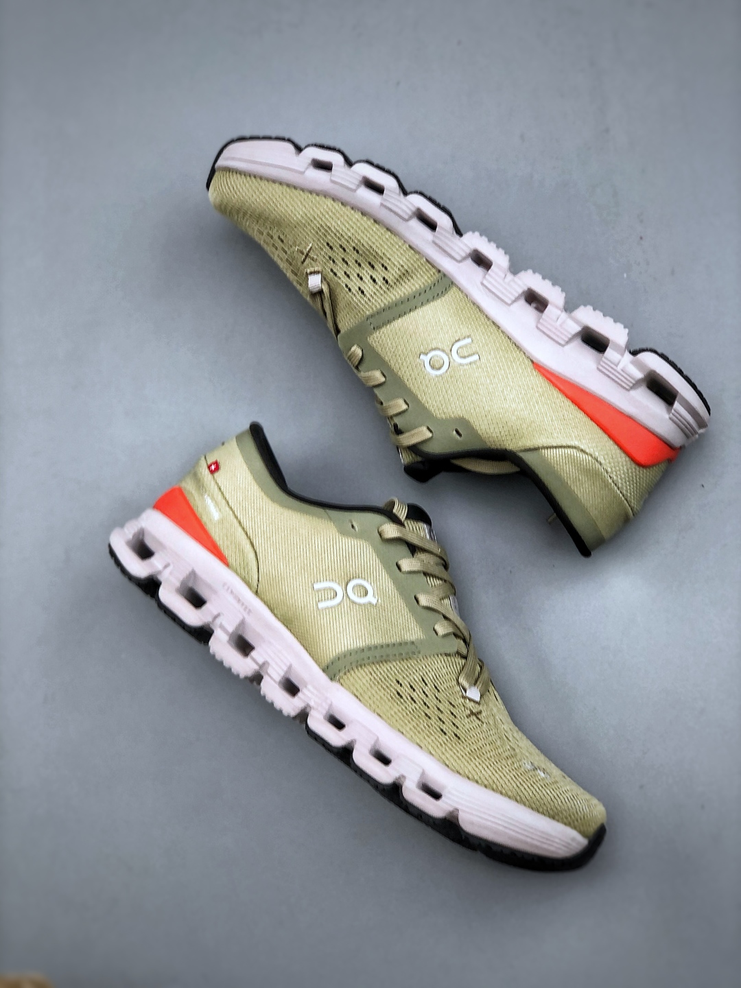 On Cloud X 4 Outdoor Street Style Running Shoes - CloudTec Sole - Daily Wear 10 cmp i1746995967709 8251 0 8