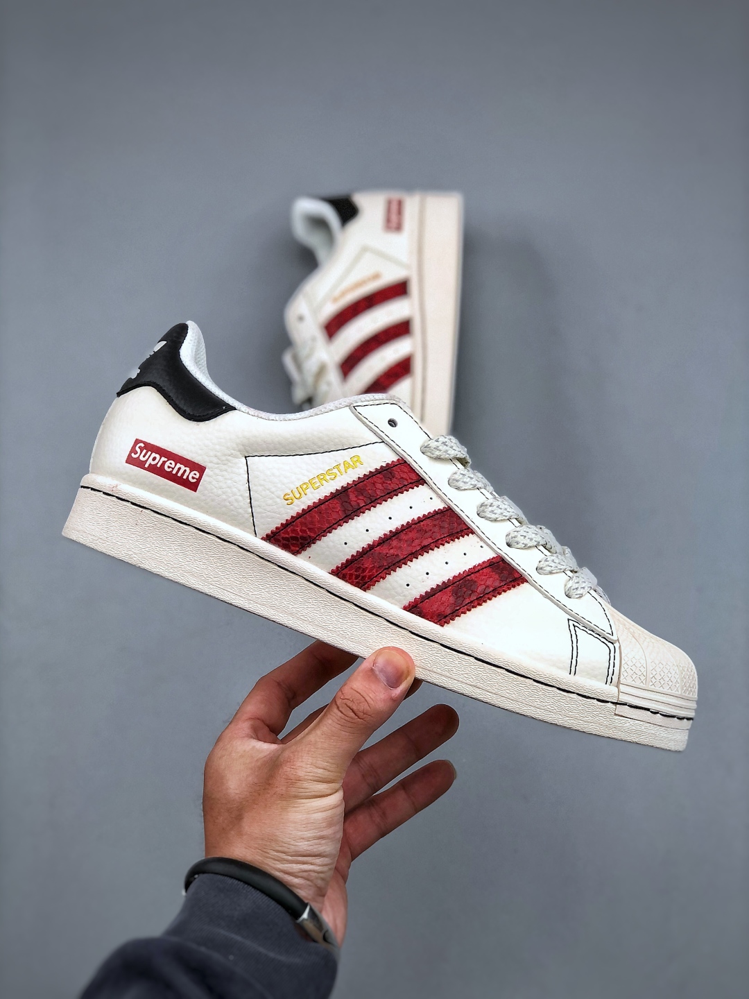 Adidas Originals Superstar Supreme Collab White Red - Classic Shell Toe Shoes 5 cmp i1746996074511 8286 0 3