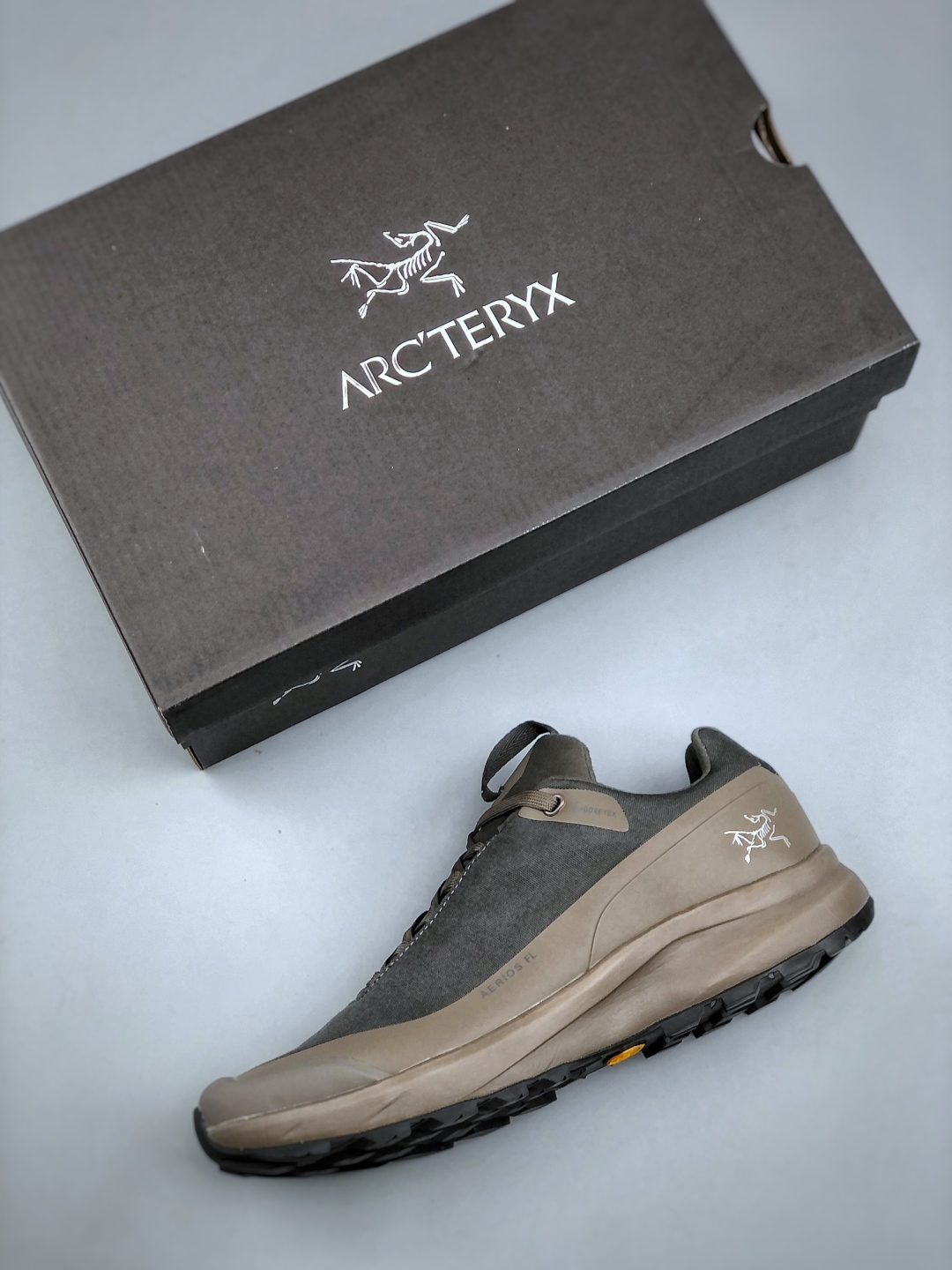 Arc'teryx Konseal LT W Lightweight Outdoor Climbing & Hiking Shoes 4 cmp i1747083271162 5005 0 2