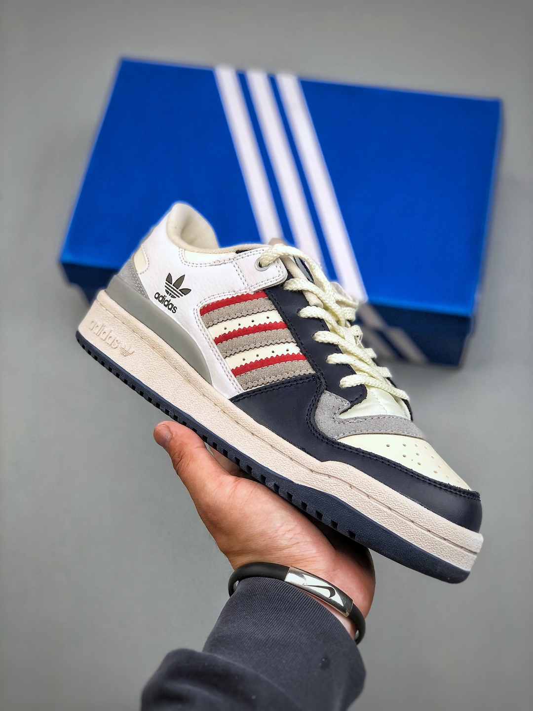 Adidas Forum Low CL Retro Sneakers Classic Hook and Loop Board Shoes JP9967 2 cmp i1747083424326 9130 0 1