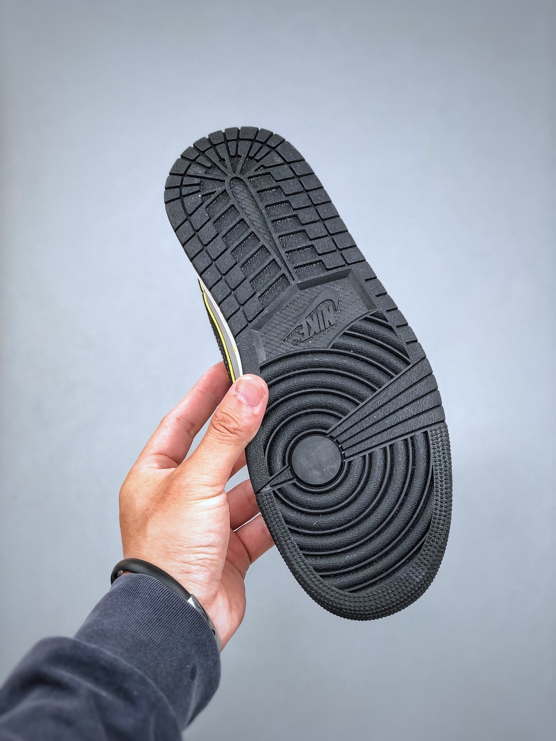 Nike Air Jordan 1 Low Xiaomi Custom Sneakers-Premium Retro Basketball Shoes 9 cmp i1747083609486 9270 0 7