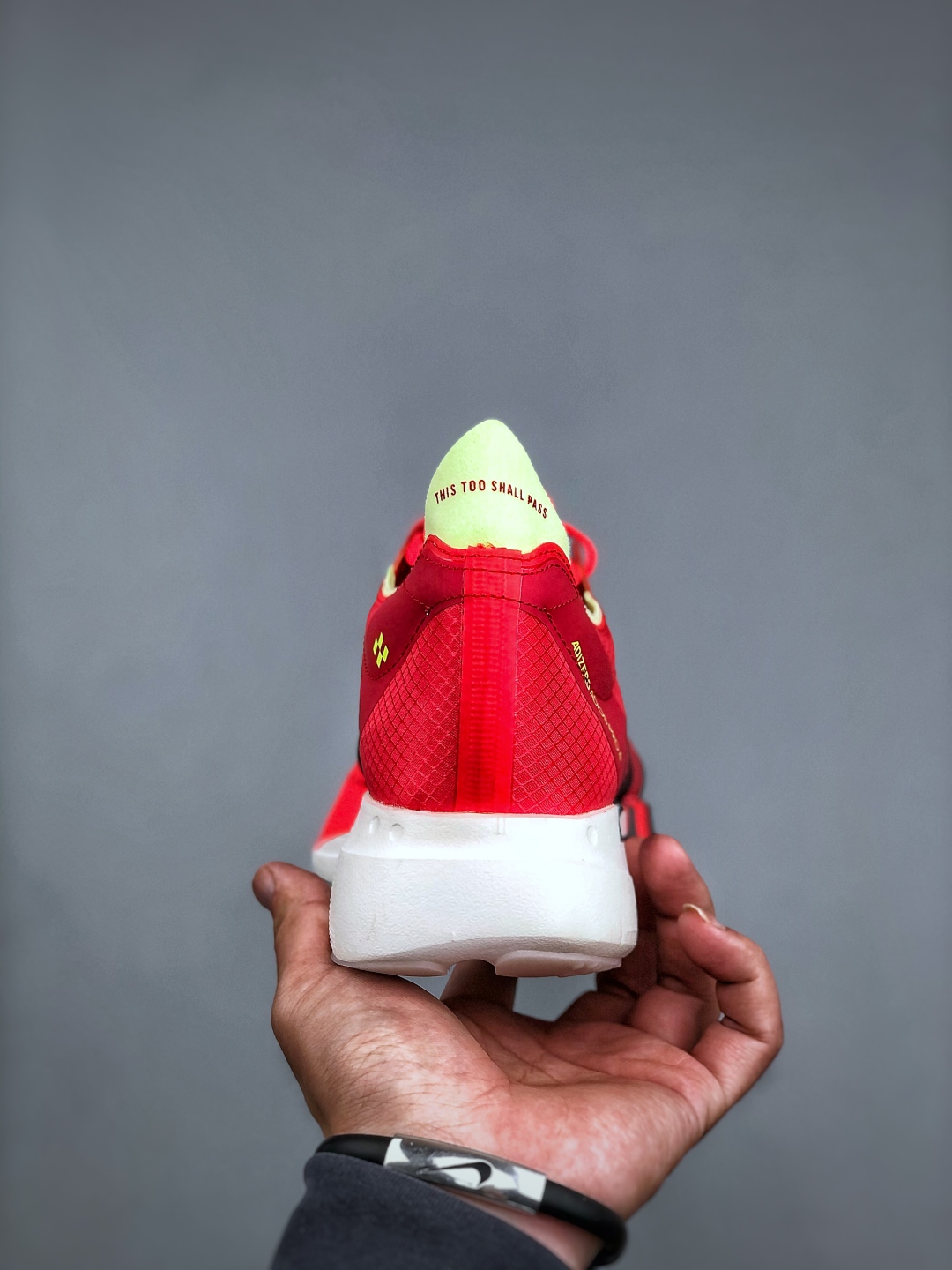 Adidas Adizero Adios Pro 4 M Lightweight Cushioned Running Shoes JR6358 9 cmp i1747083831621 3887 0 7