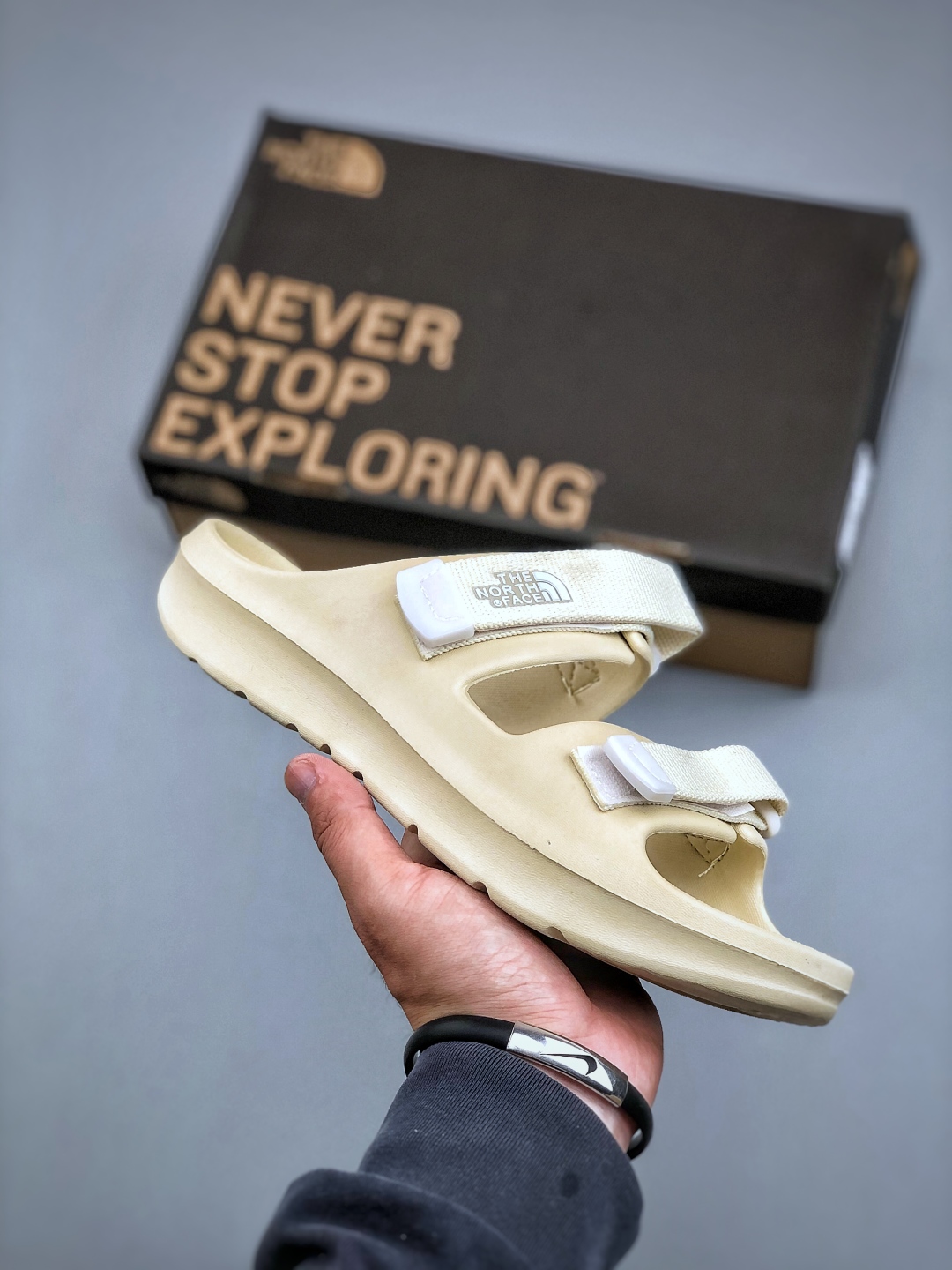 The North Face Cedar Mesa Sandals - Lightweight & Comfortable 2 cmp i1747084289852 5696 0 0