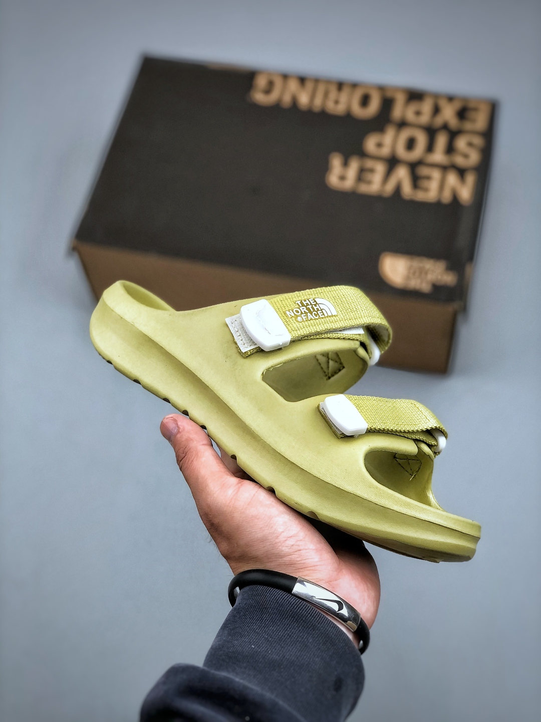 The North Face Cedar Mesa Sandals Lightweight Outdoor Slides 2 cmp i1747084299159 6158 0 0