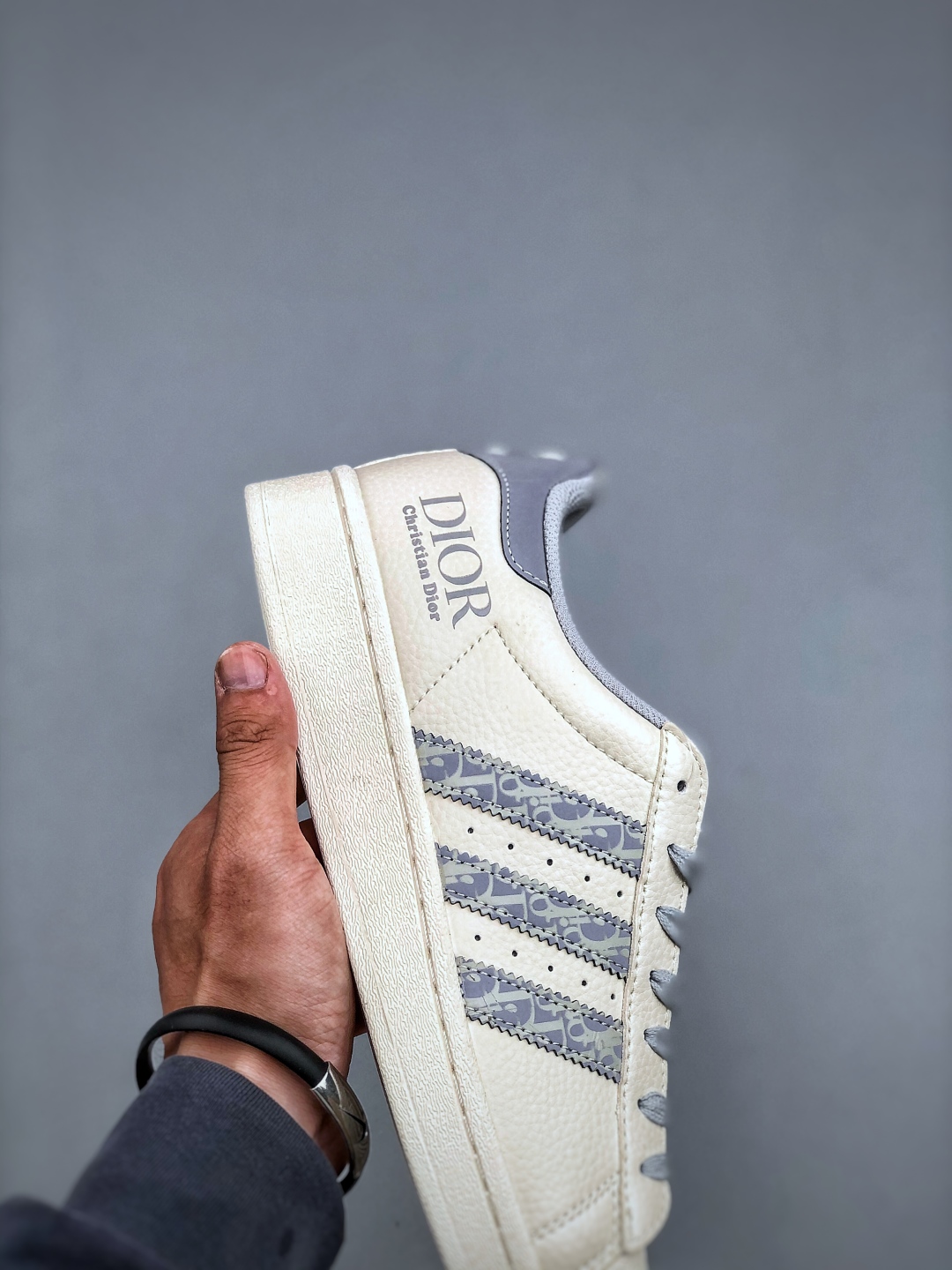 AD Originals Superstar x DIOR White Gray Leather Sneakers - Size 36-45 7 cmp i1747084595507 4175 0 5