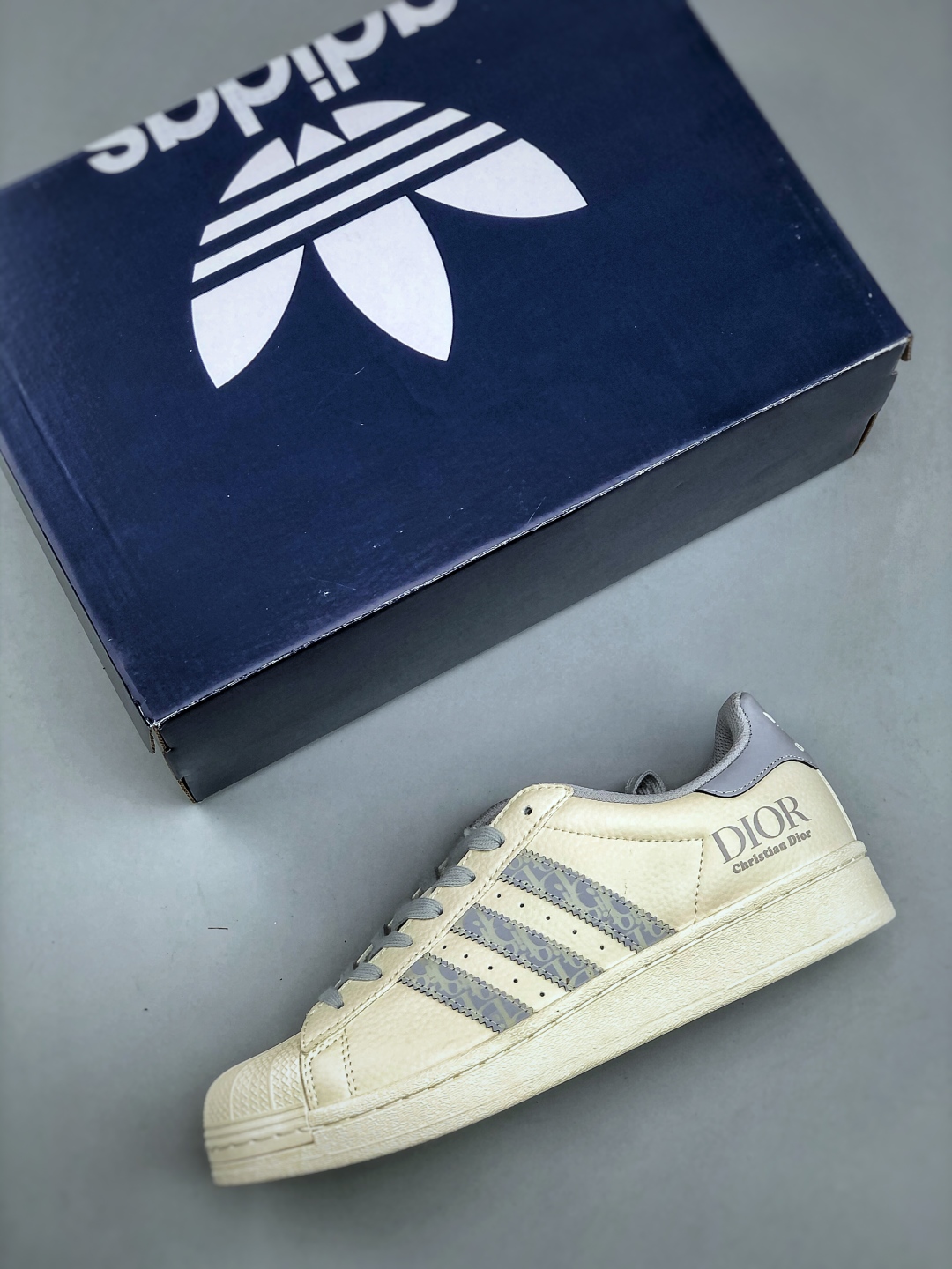 AD Originals Superstar x DIOR White Gray Leather Sneakers - Size 36-45 4 cmp i1747084595523 8850 0 2