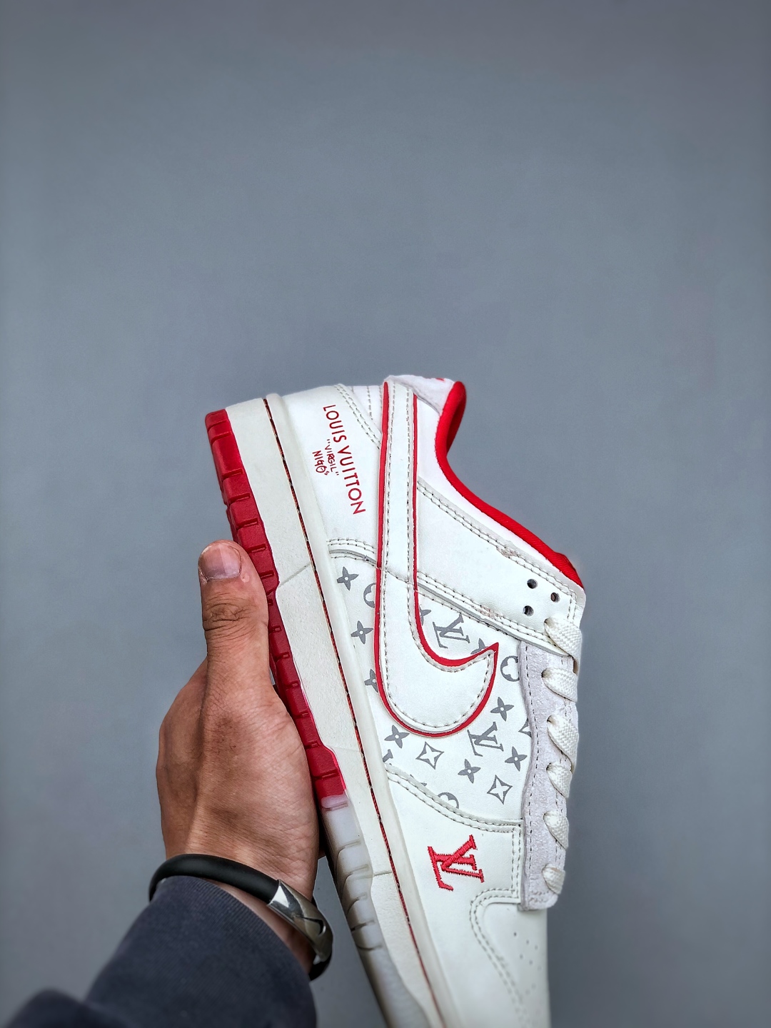 Nike SB Dunk Low x Louis Vuitton White Red - Premium Quality & Comfort 7 cmp i1747085054063 3006 0 5