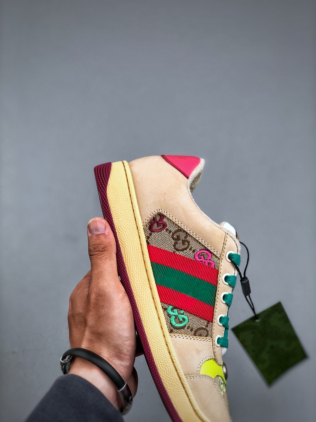 Gucci~~2025最新配色小脏鞋 休闲鞋 运动鞋金属双G水晶圆柱形标Gucci原版纹织带