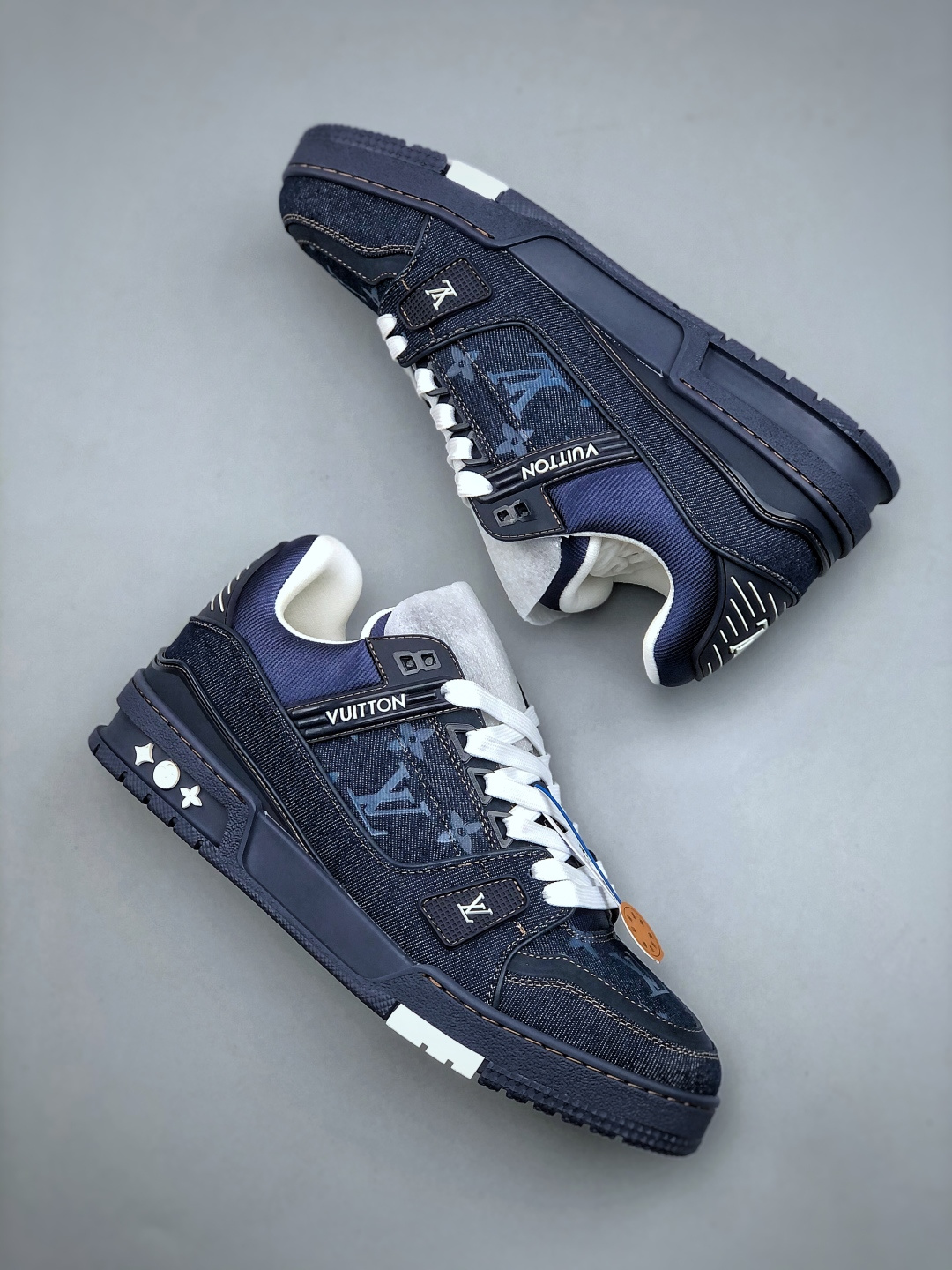 Tyler x Louis Vuitton 路易威登 LV Trainer 联名款 低帮休闲板鞋-莆田鞋,莆田鞋货源,高仿鞋,高仿鞋货源,安福档口,莆田高仿鞋,莆田鞋批发,高仿鞋批发,莆田高仿运动鞋,高仿运动鞋,莆田运动鞋 Tyler x Louis Vuitton 路易威登 LV Trainer 联名款 低帮休闲板鞋